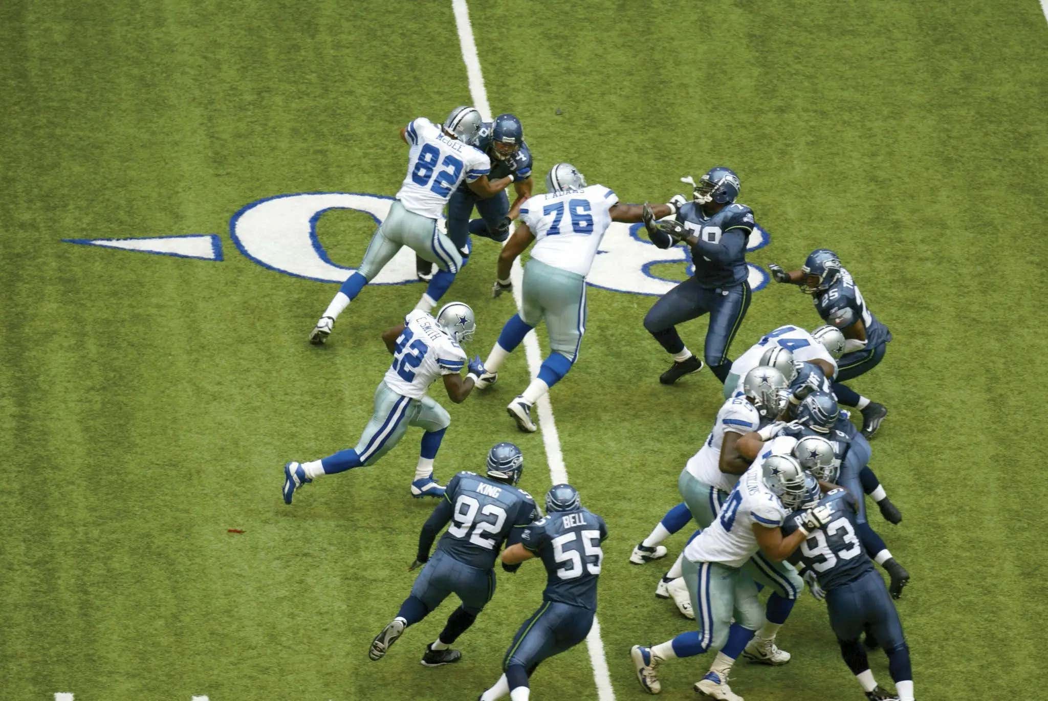 On This Date in Sports October 27, 2002: Emmitt For the Record