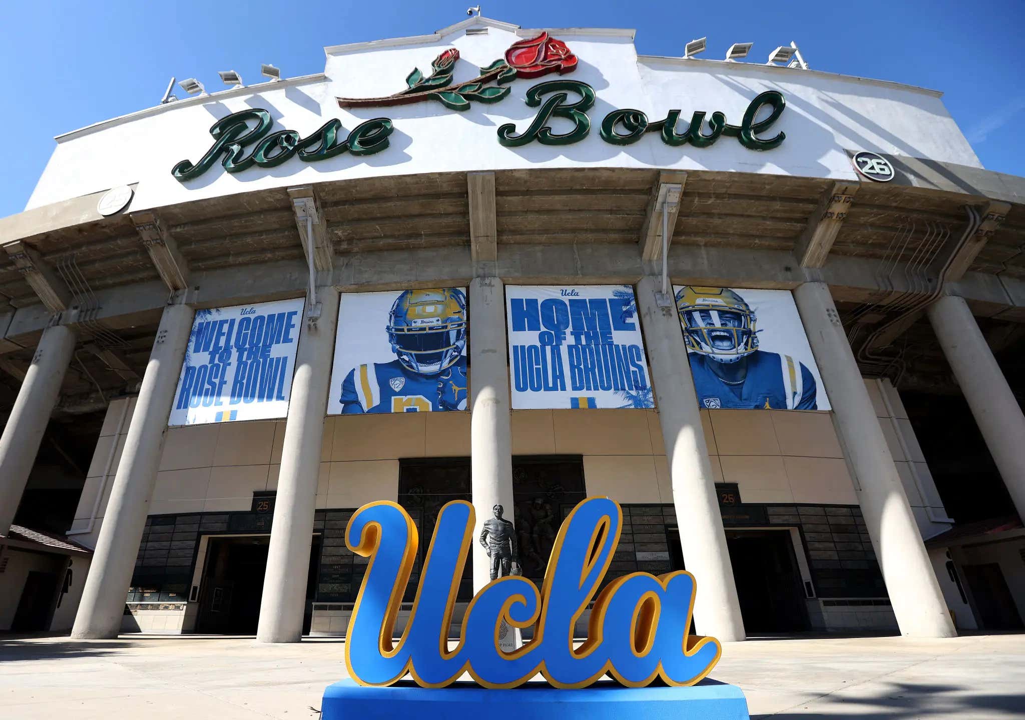 UCLA Recruits On Official Visits Were The Ones Who Robbed Colorado's Locker Room At The Rose Bowl