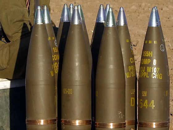 Hospital Evacuated After 88 Year Old Shows Up With A World War I Bomb ...