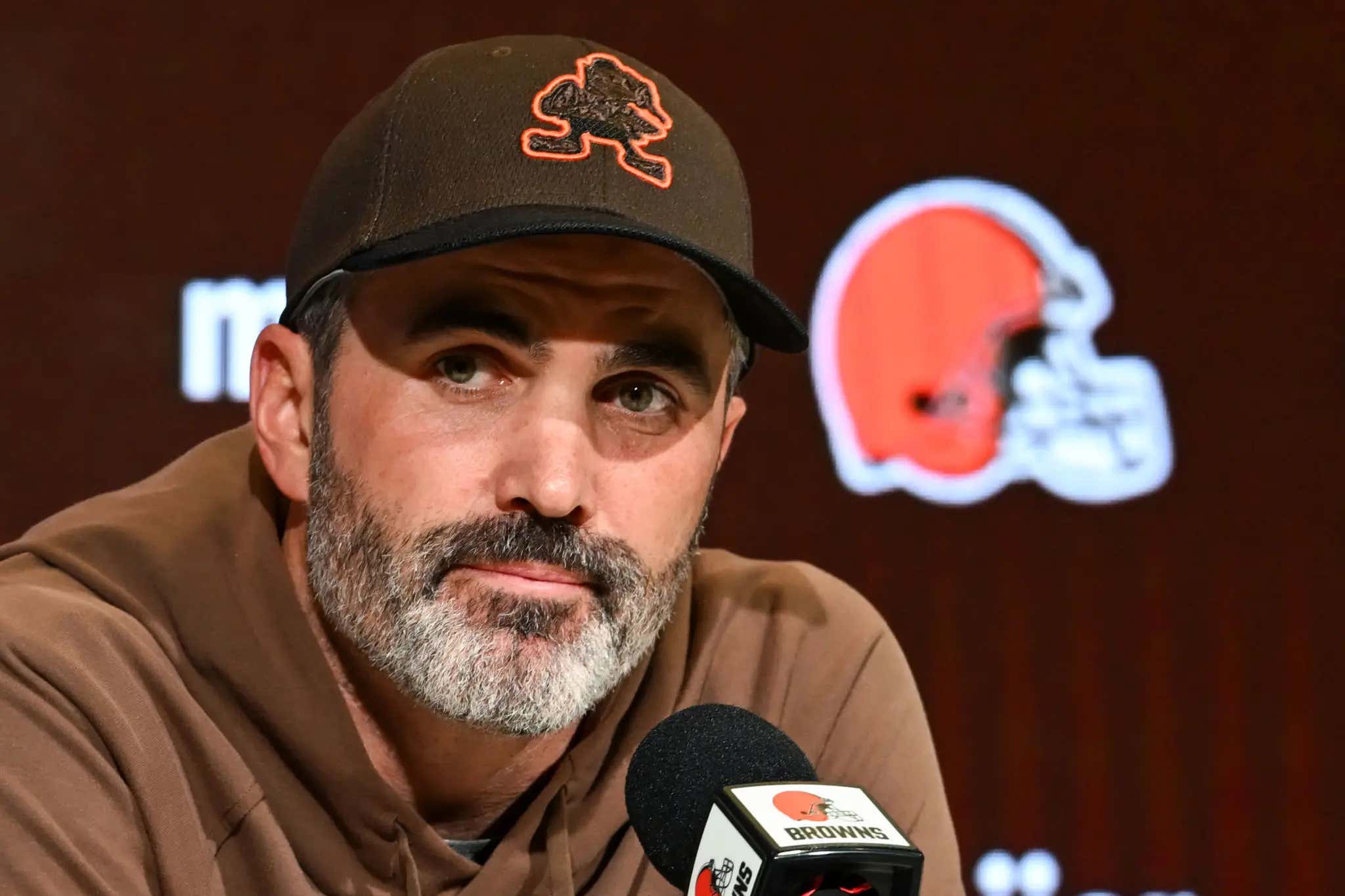 Kevin Stefanski Looks To Put A Bow On Coach Of The Year By Being First To Win With Five Starting Quarterbacks In A Single Season