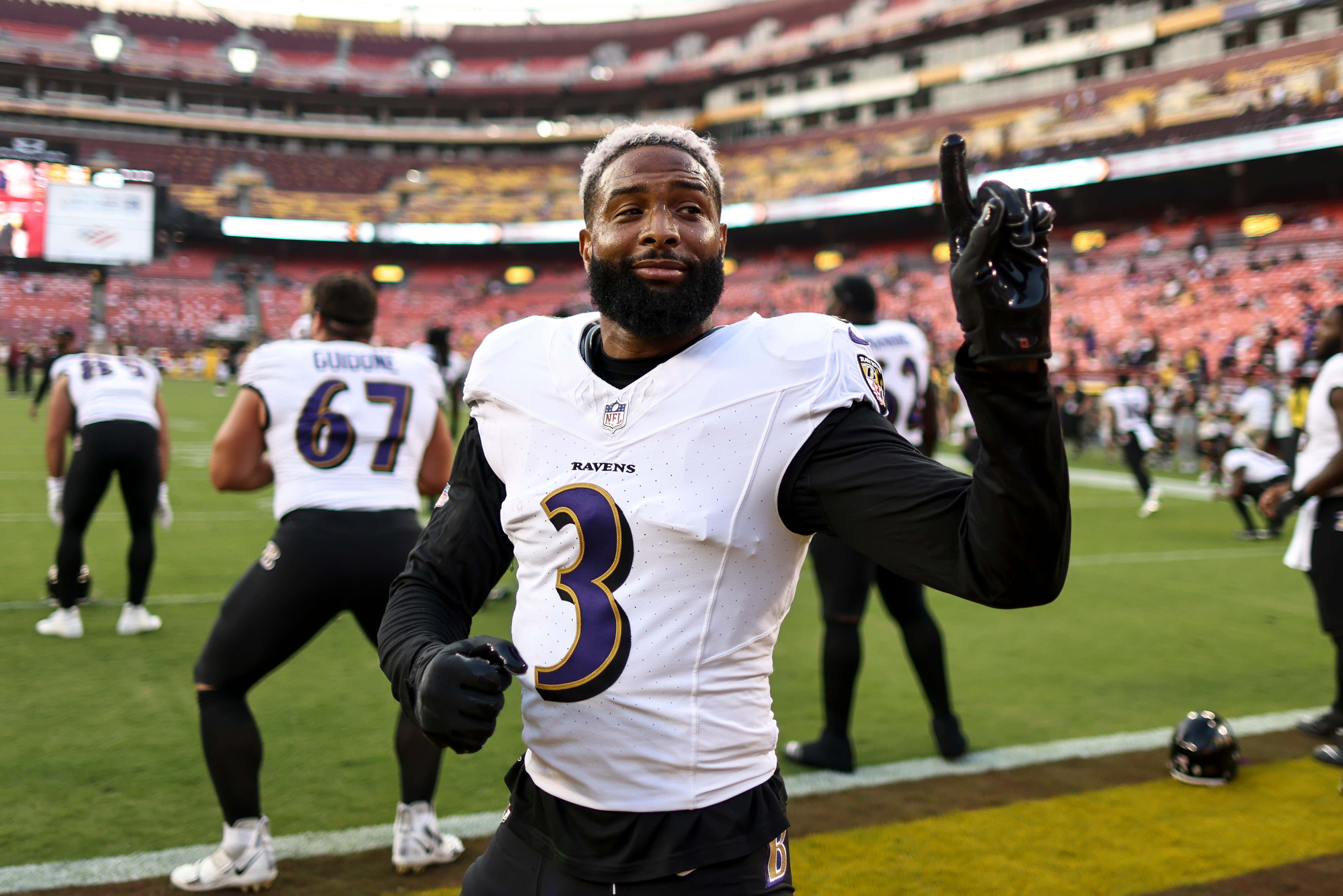 The Dumbest Of Times: Odell Beckham Had To Clarify He Did Not Retire Because So Many People Kept Falling For A Fake Twitter Account