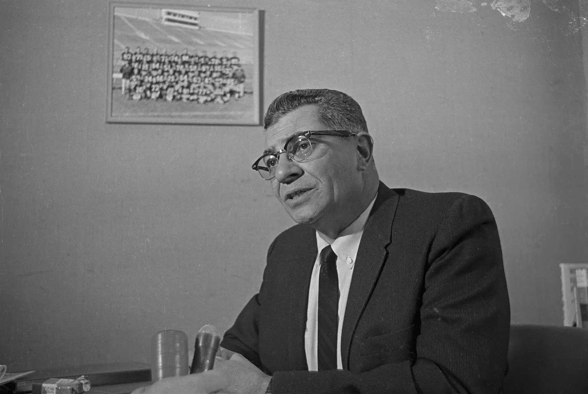 On This Date in Sports January 5, 1964: A Shit Bowl for Losers