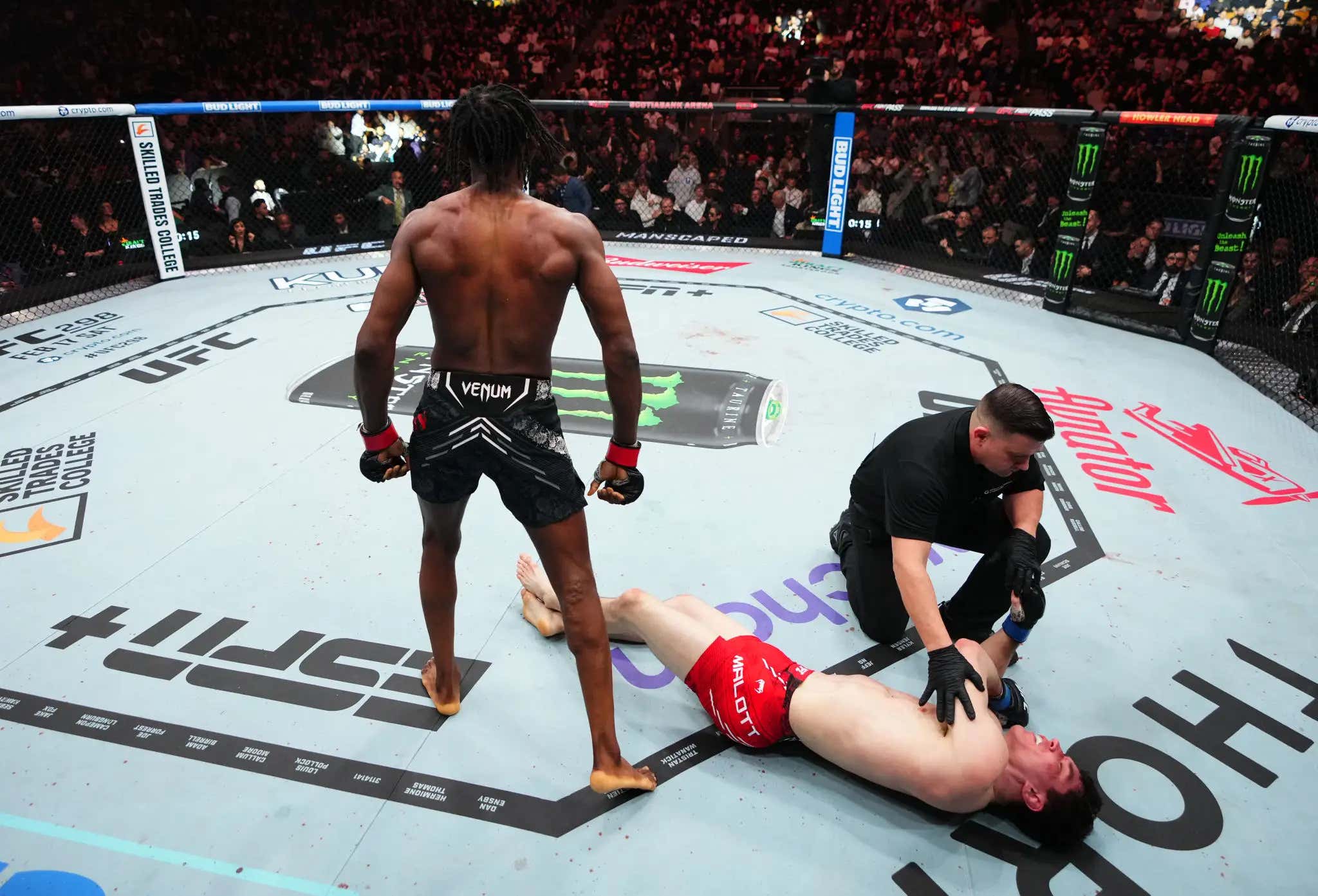 Canada Is Cursed - Neil Magny Just Pulled A Win Out Of NOWHERE After Losing 95% Of The Fight Against Mike Malott