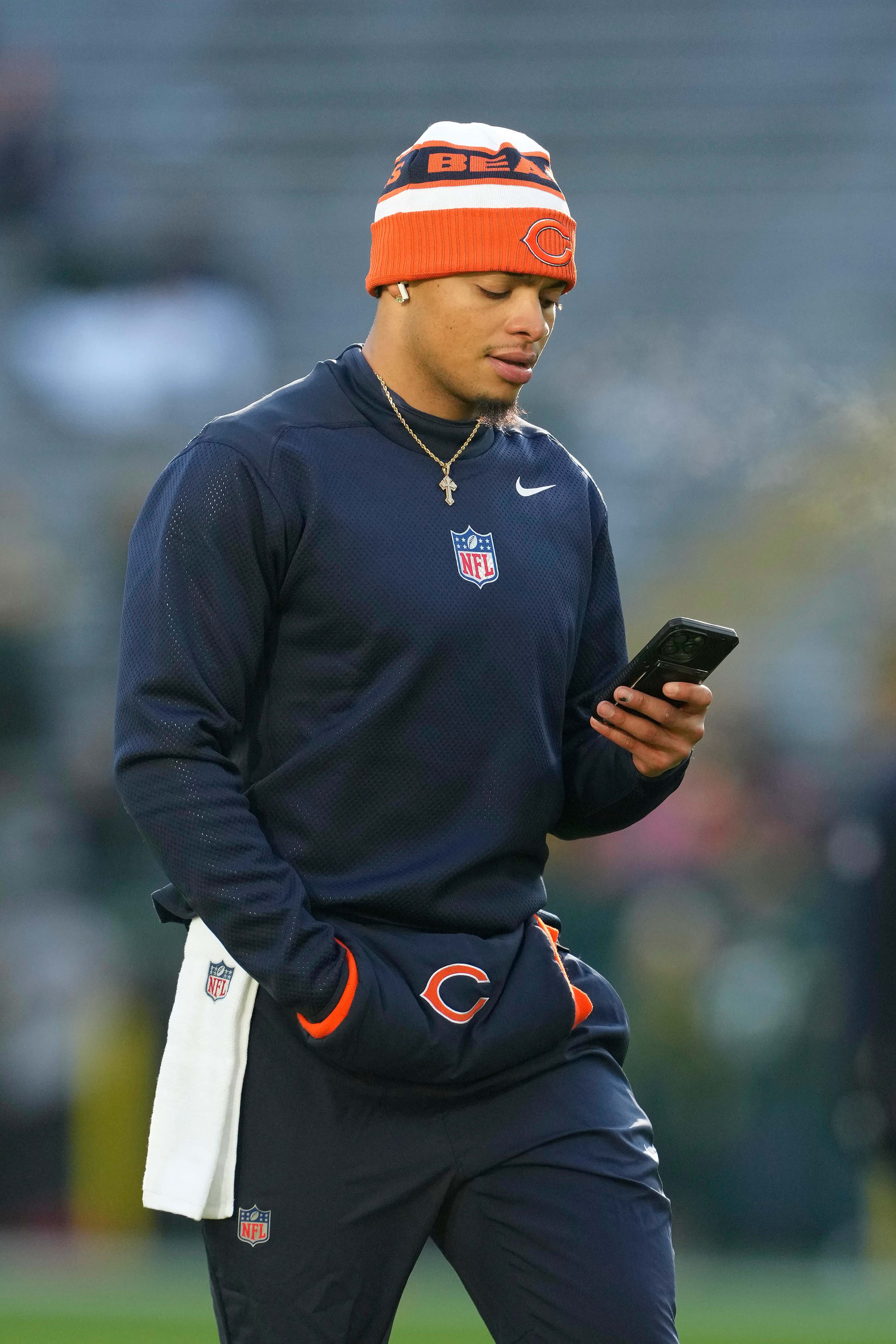 If The NFL Thinks Justin Fields Is A Backup Then Maybe The Chicago Bears Just Keep Him As Such