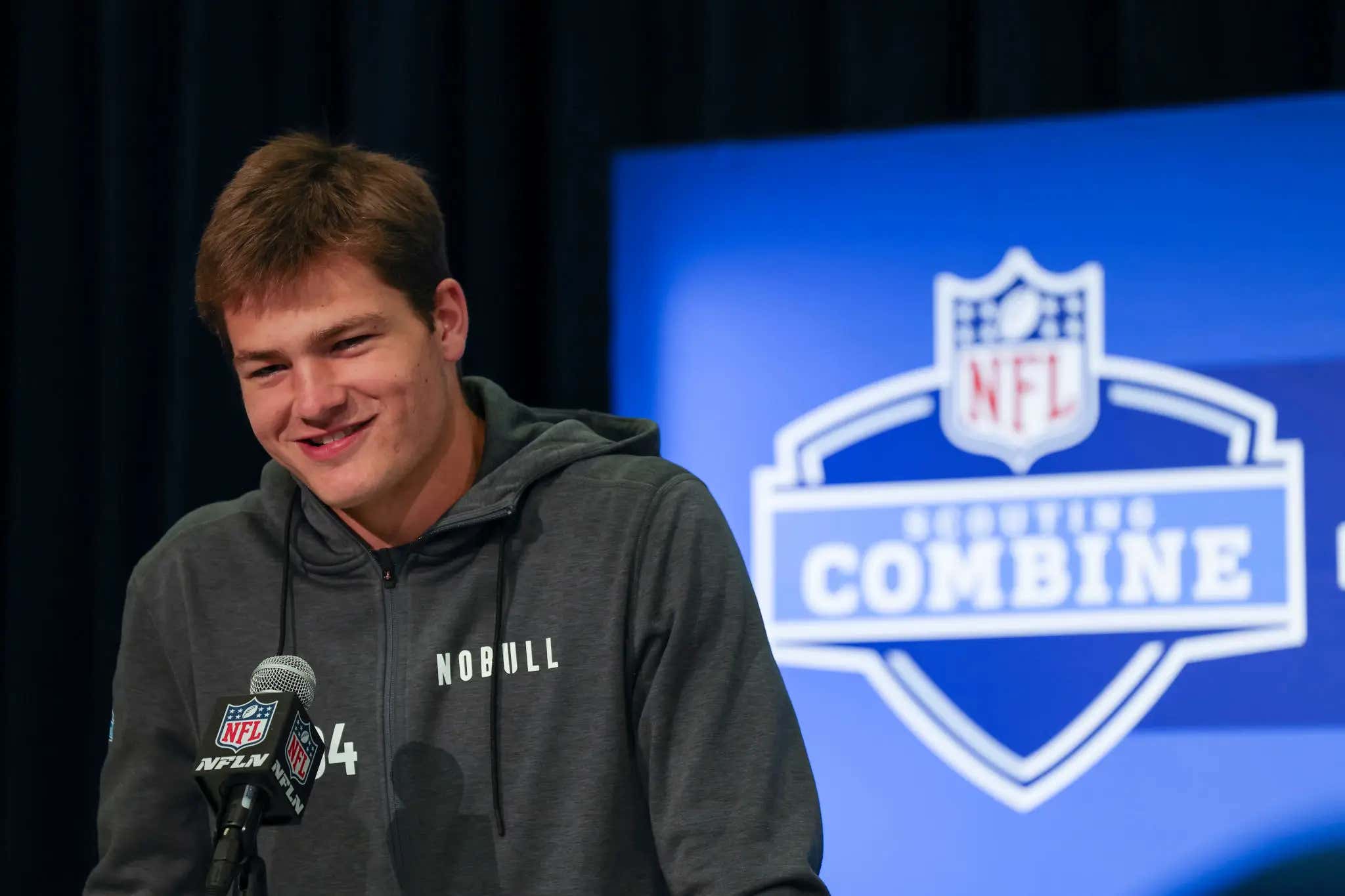 It's All Hearteyes Between the Patriots and Every Top QB Prospect at the Combine