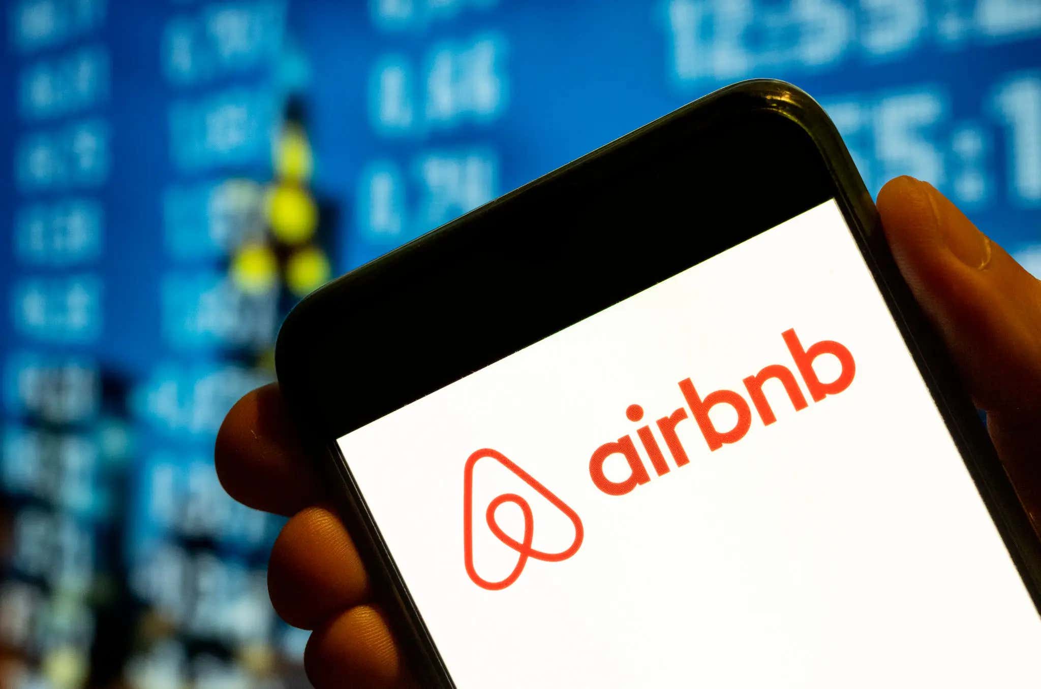 Great News: Airbnb FINALLY Bans Hosts From Having Cameras Inside Of Property While Guest Are There
