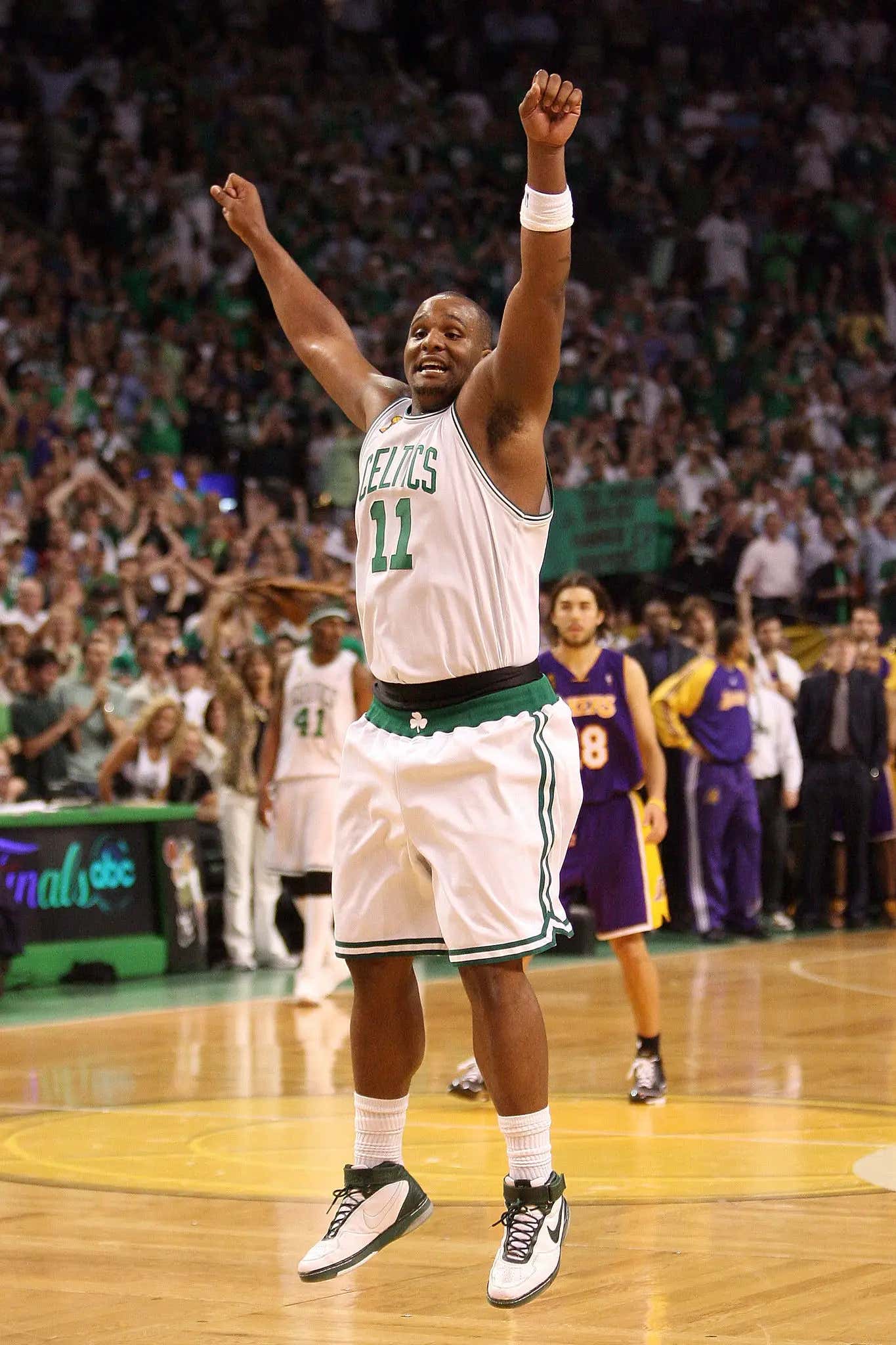 Big Baby Davis Is On IG Posting Pictures, Reminiscing About How He Used To Shoot Porn And Gives Great Advice That There's Life After Basketball