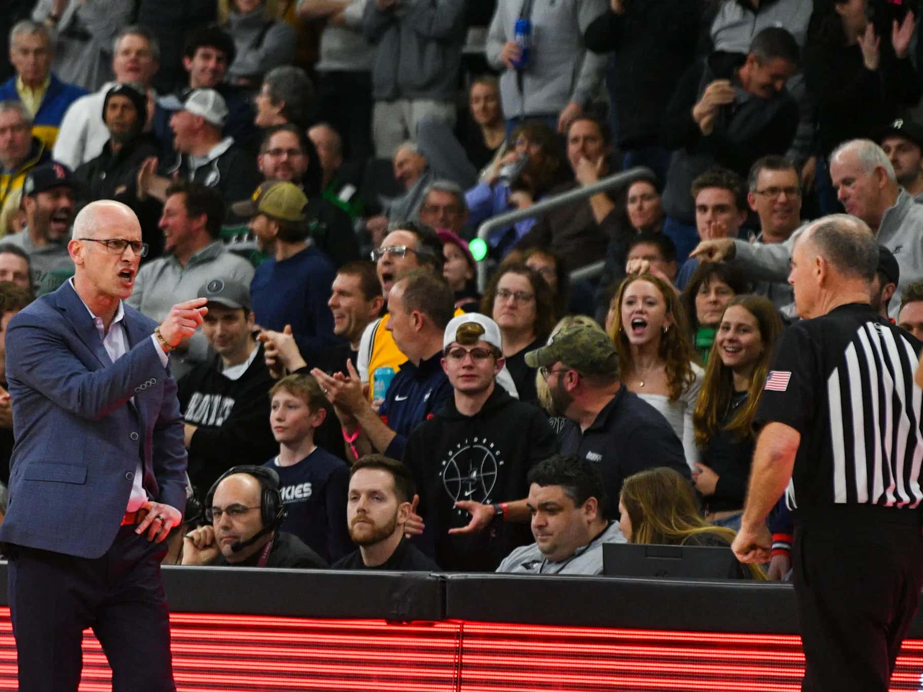 Good Day For Dan Hurley Got 50 Million From UConn And A Job Offer