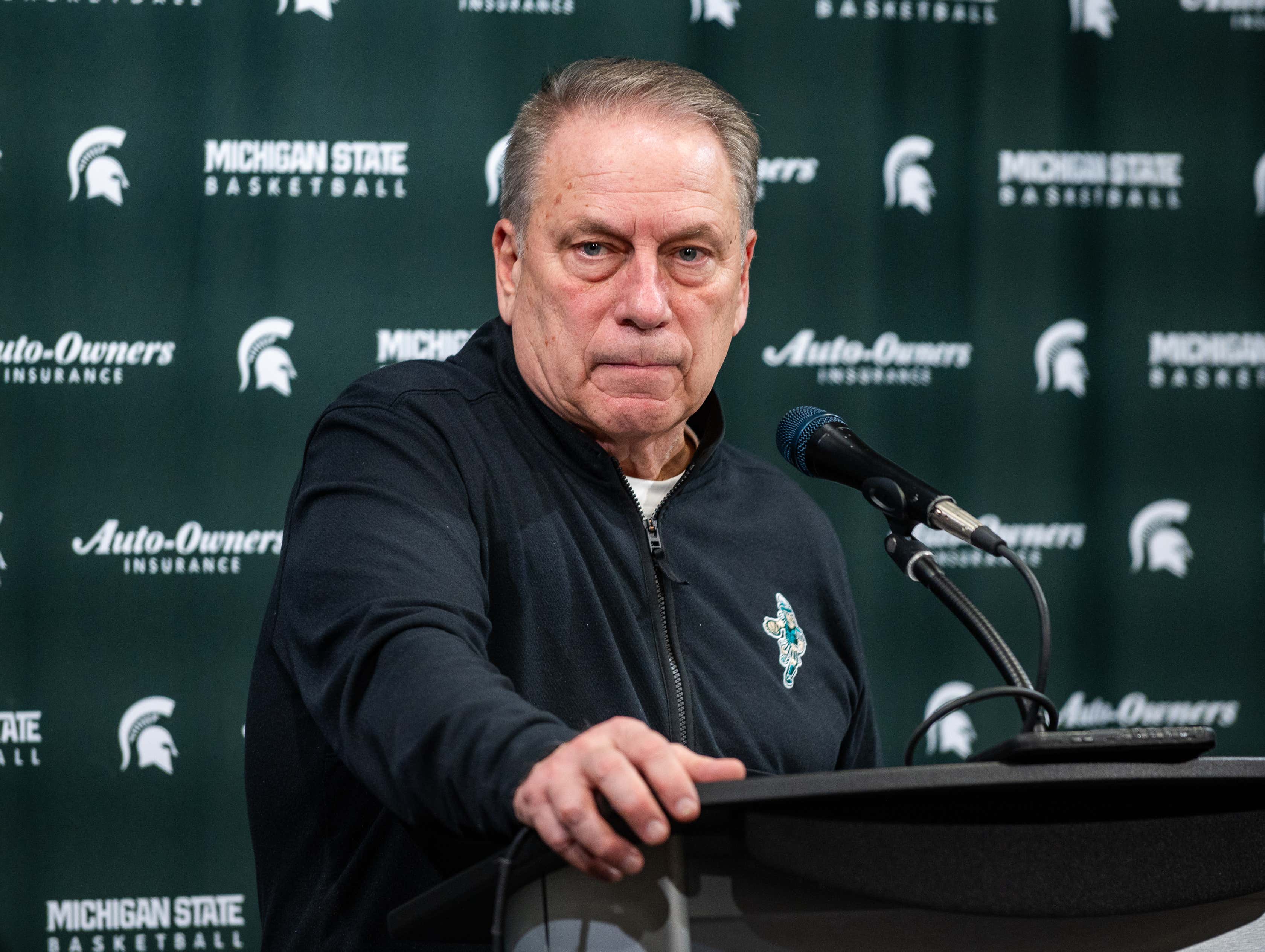 Tom Izzo's Legendary WAR DRILL Includes Putting Basketball Players In