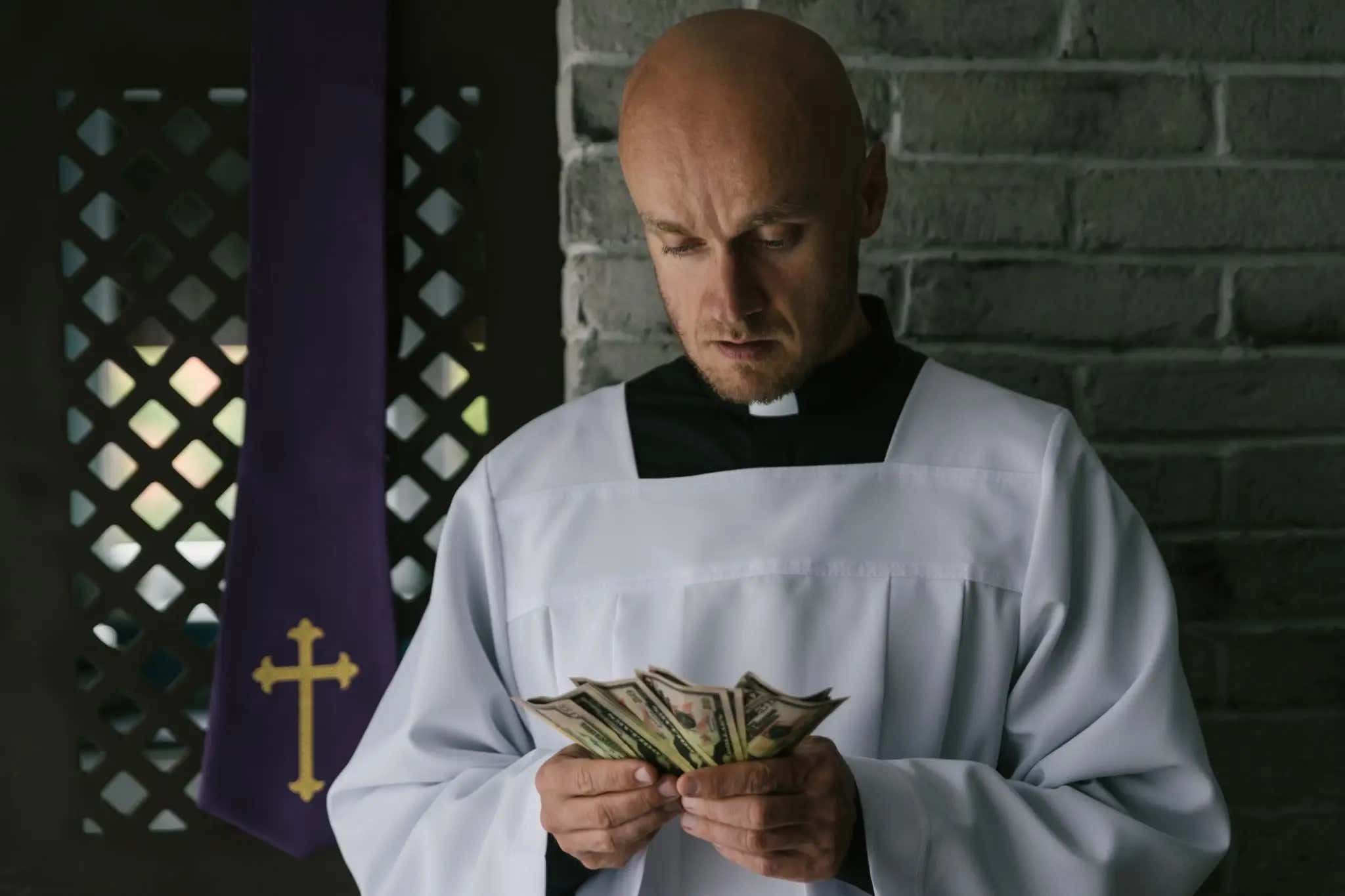 A Catholic Priest In Philly Used The Church Credit Card To Spend $40,000 On Candy Crush And Mario Kart