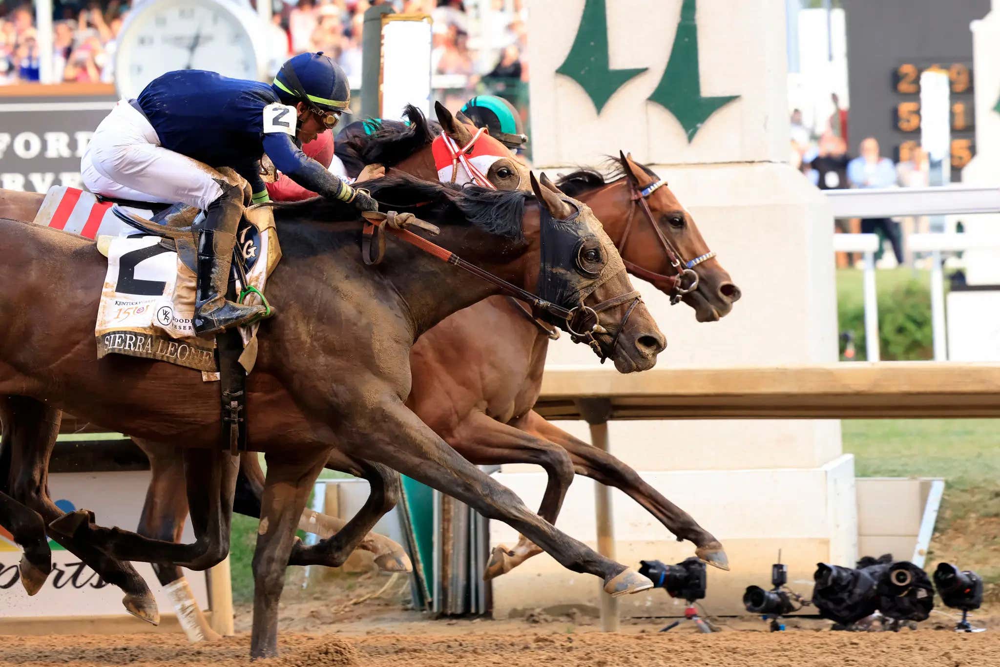 Mystik Dan Wins Closest Kentucky Derby Finish Since 1996, Edging Out Sierra Leone by a Nose