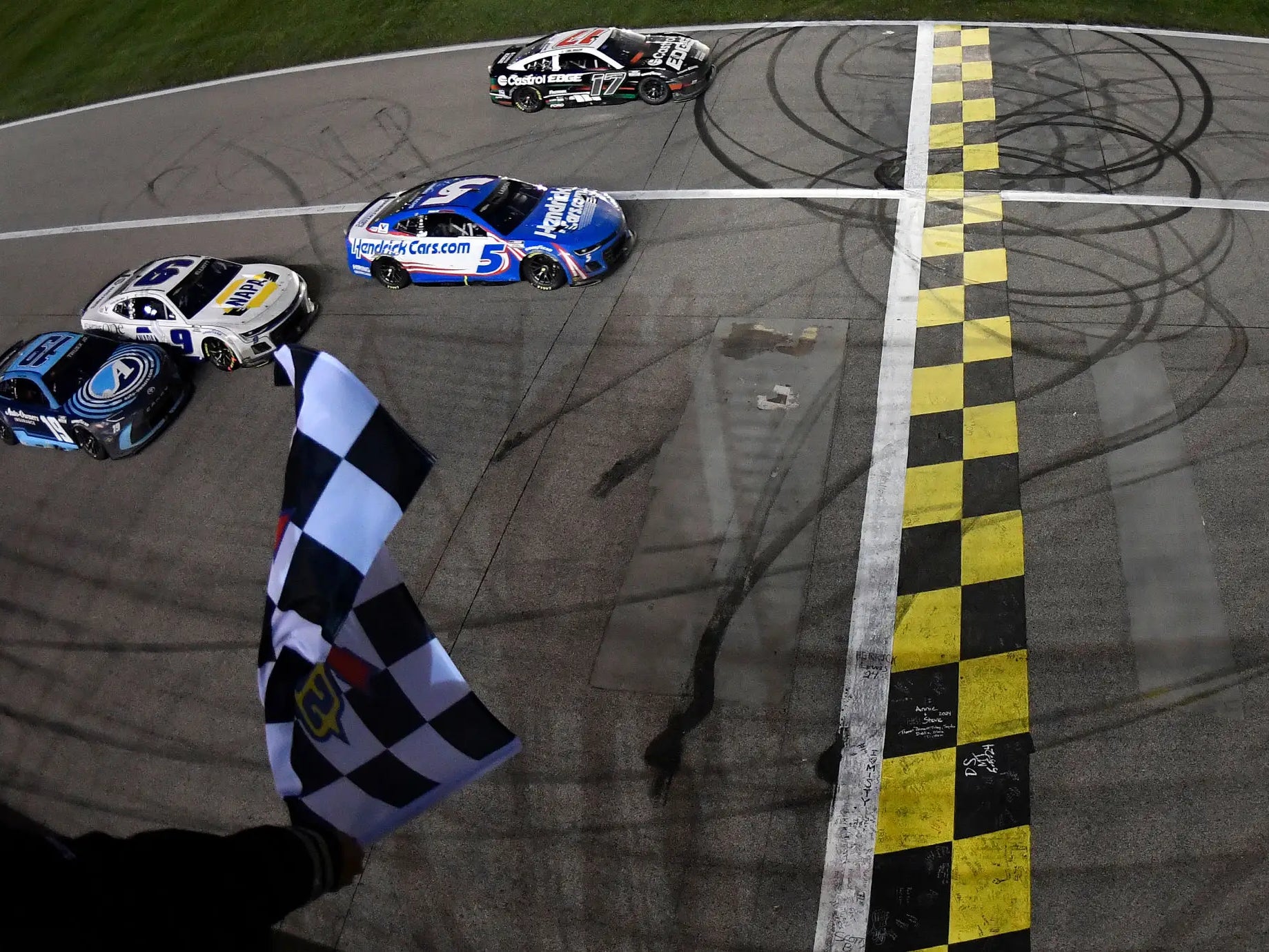 Kyle Larson Wins By .001 Seconds In NASCAR's Closest Finish Ever