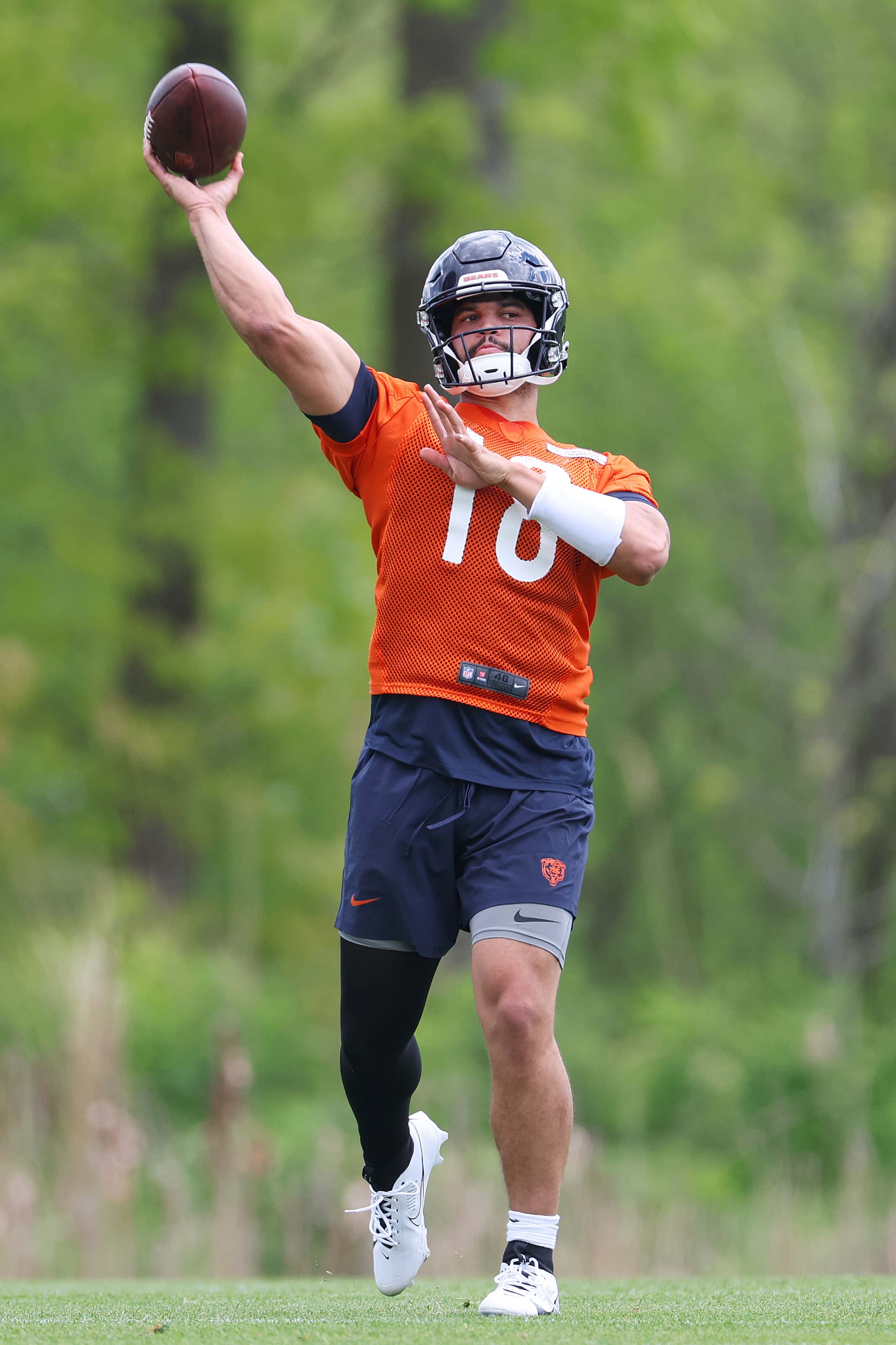 I Need The Bears On Hardknocks Like I Need Air