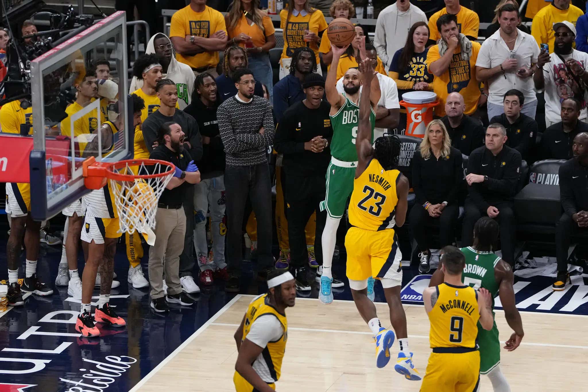 DERRICK WHITE BURIED THE FINAL DAGGER IN THE PACERS AND NOW THE BOSTON CELTICS ARE HEADED BACK TO THE NBA FINALS!!!!!