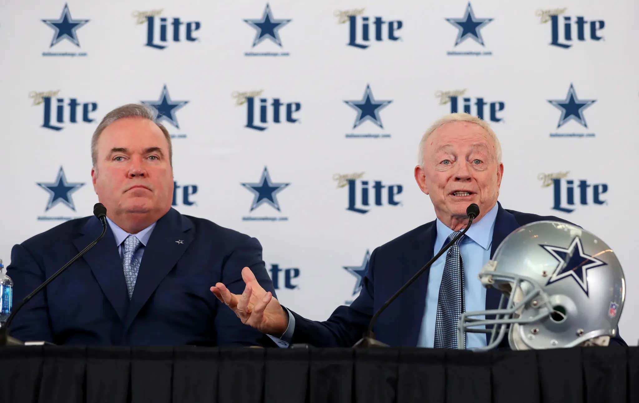 Jerry Jones, Still Got It - Went On Radio To Claim Mike McCarthy Is 'Designing Bad Plays' And Derrick Henry Wouldn't Be As Good On The Cowboys