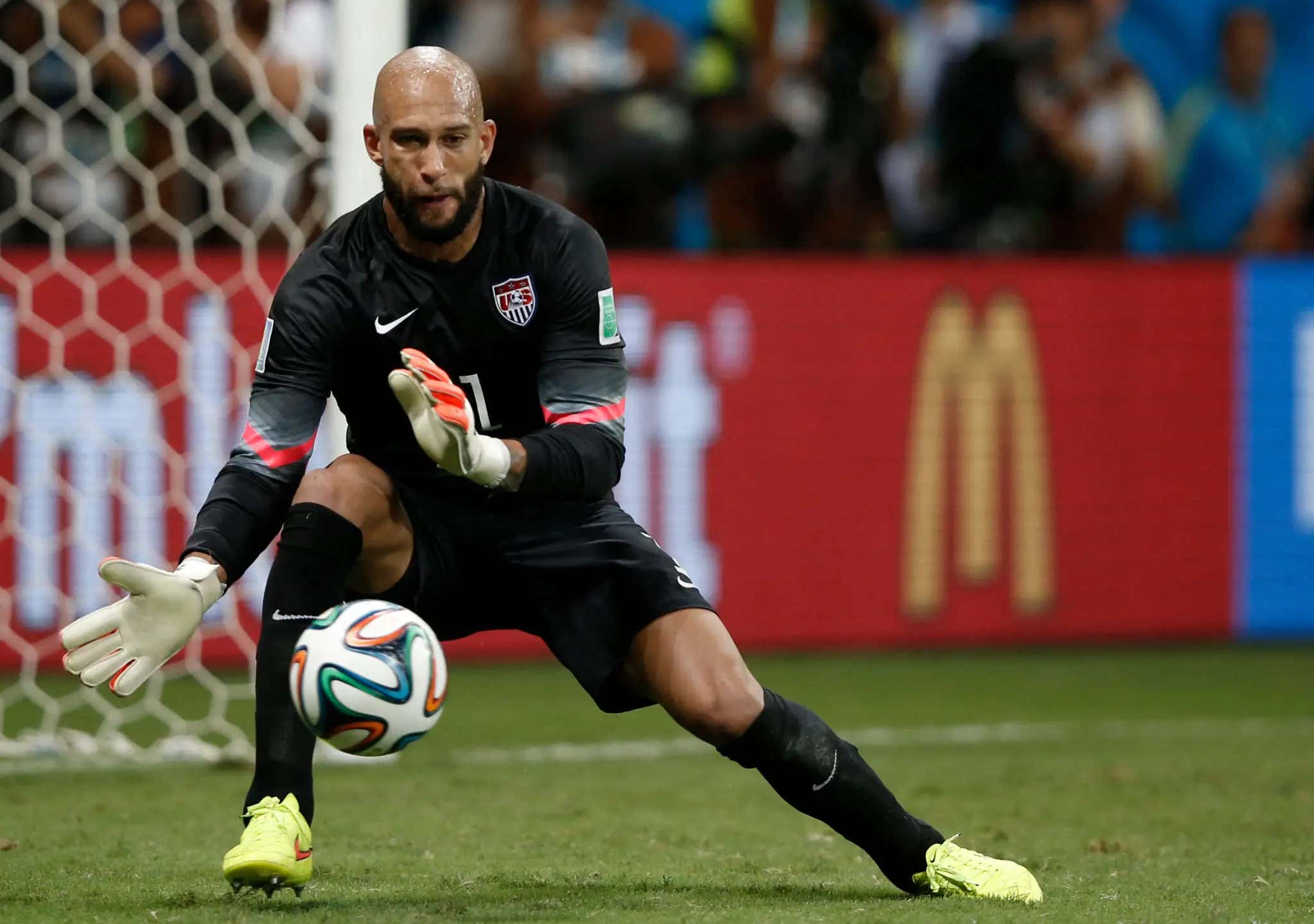 The Legend Tim Howard Is Demanding A Public Apology From Some Guy Named Alex On 'Love Is Blind' Who Called Him A 'Weirdo' On The Show