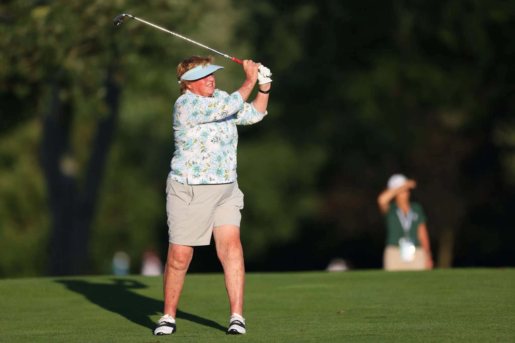Legend: 85-Year Old JoAnne 'Big Mama' Carner Tells Fans She Hit A Good Shot Because She's Heading To The Bar, Shoots Her Age At The US Women's Senior Open