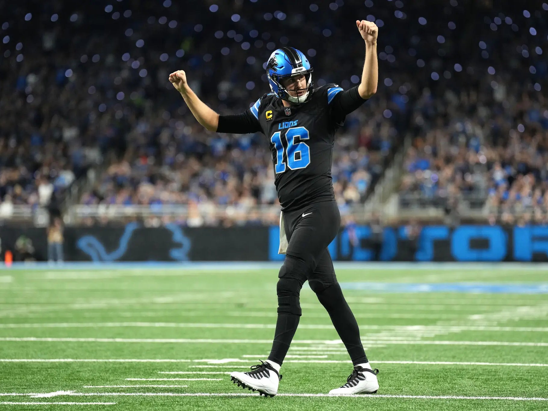 HISTORY: Jared Goff Went A Perfect 18-for-18, Set A New Record, Caught A Touchdown And Dan Campbell Still Somehow Denied Him A Game Ball