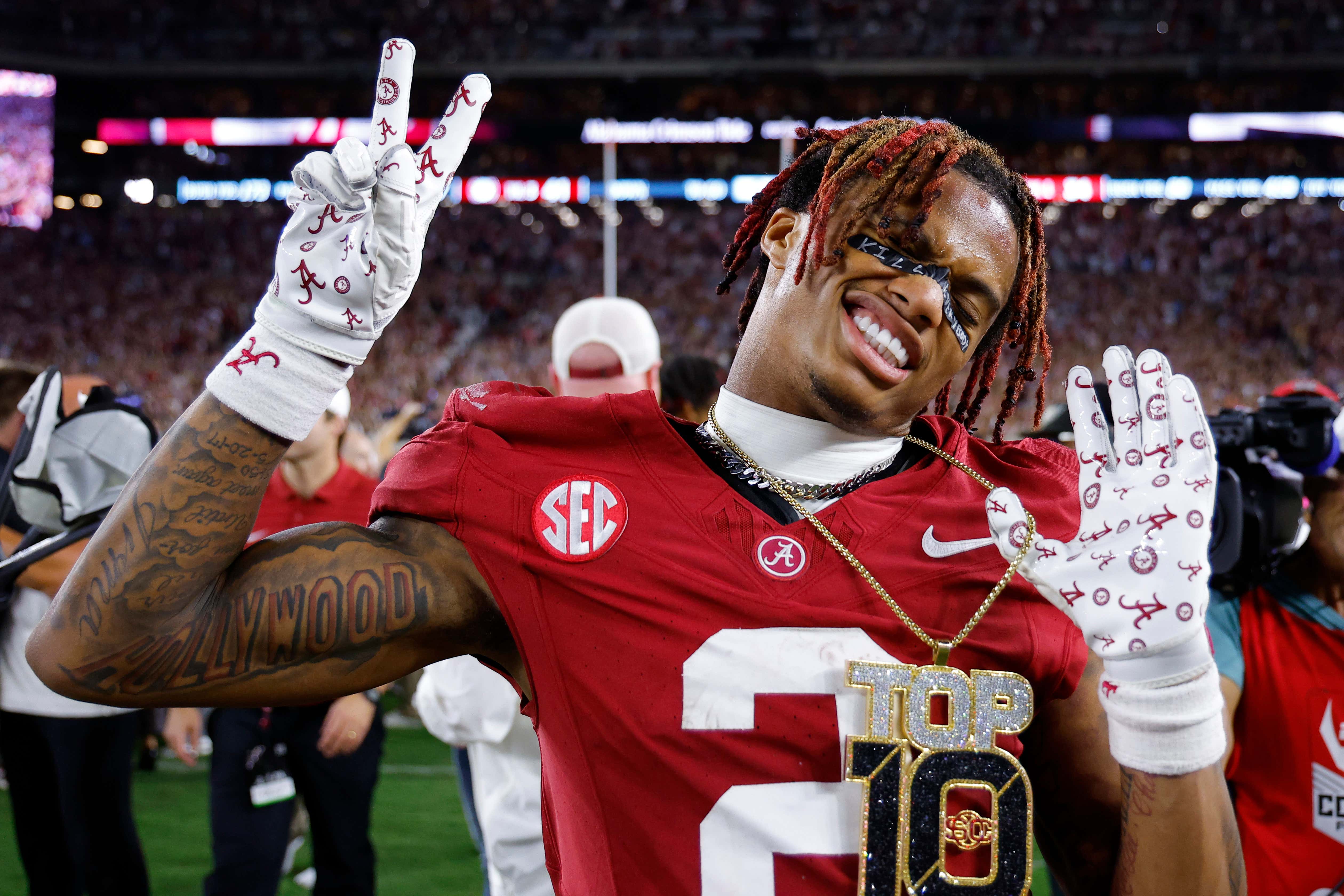 Really Awesome: Alabama Wide Receiver Ryan Williams Signs NIL Deal with Nail Polish Brand Sally Hansen
