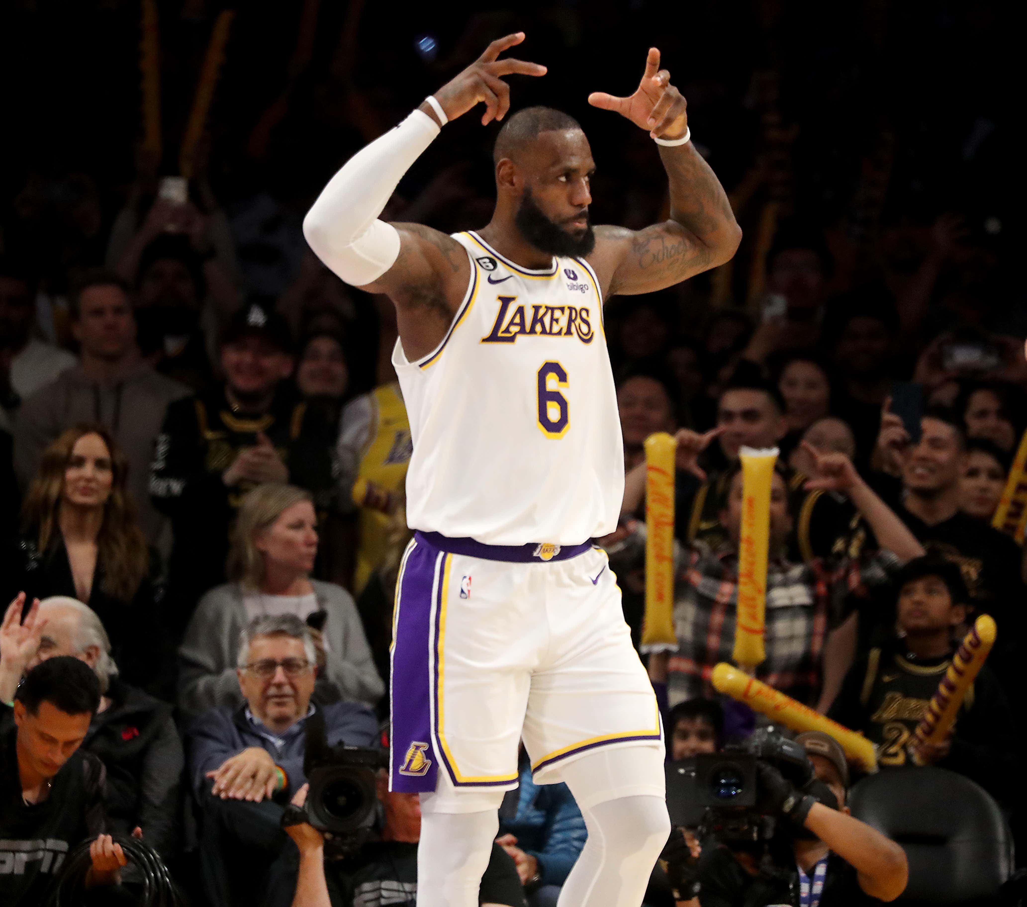 LeBron Has Announced He's Getting Off Social Media For The Time Being To Escape The Negative Takes And Being Called LeLiar