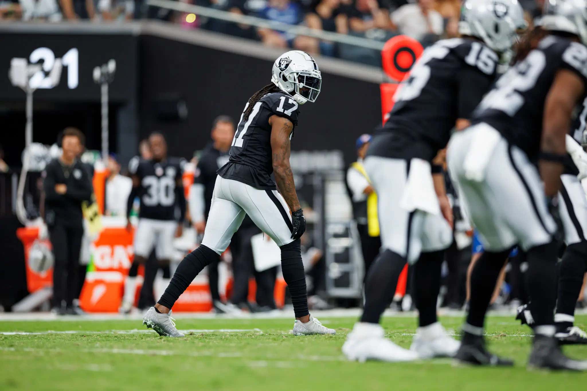 Drive Up The Trade Value: Antonio Pierce Now Says Davante Adams 'Is A Raider. He's Never Not Been A Raider' And Will Play When He's Healthy