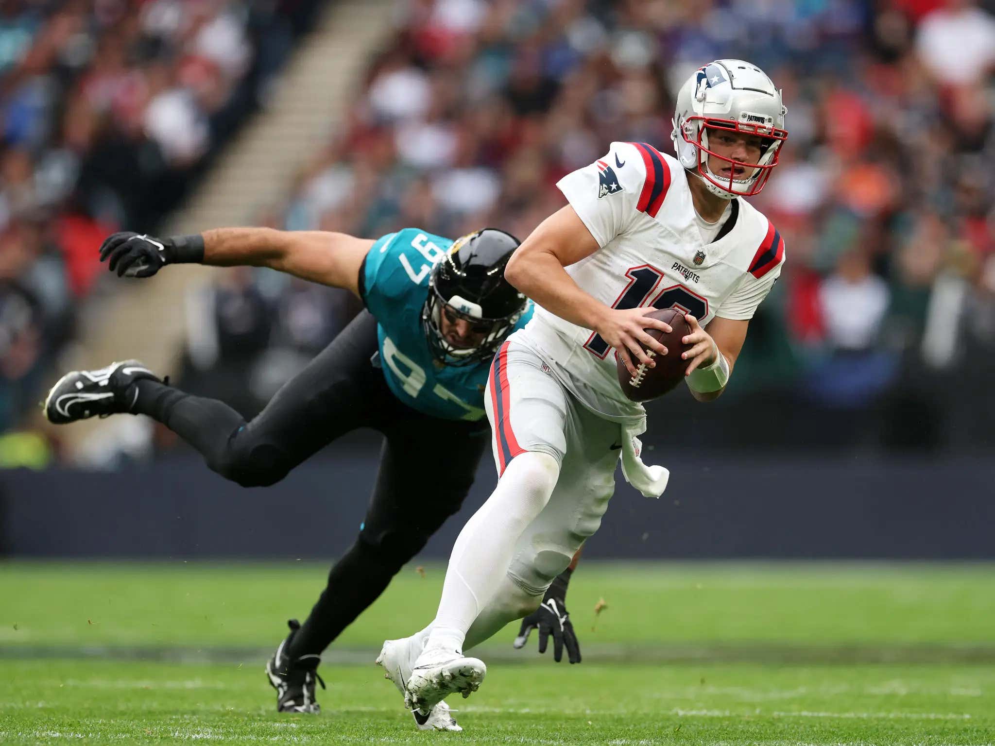 Knee Jerk Reactions to Week 7 Patriots vs. Jaguars Barstool Sports