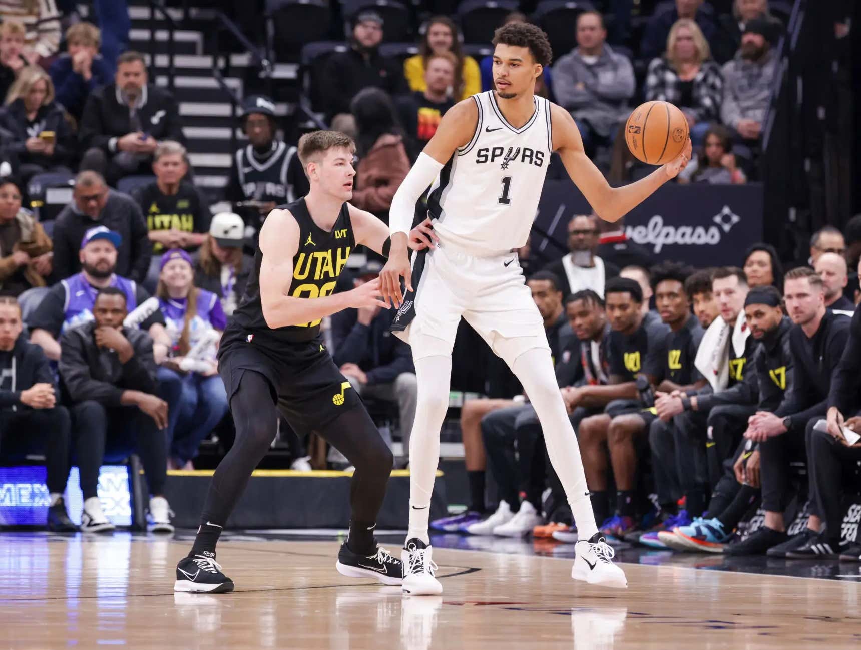 All Signs Point To Victor Wembanyama Eventually Smashing Hakeem