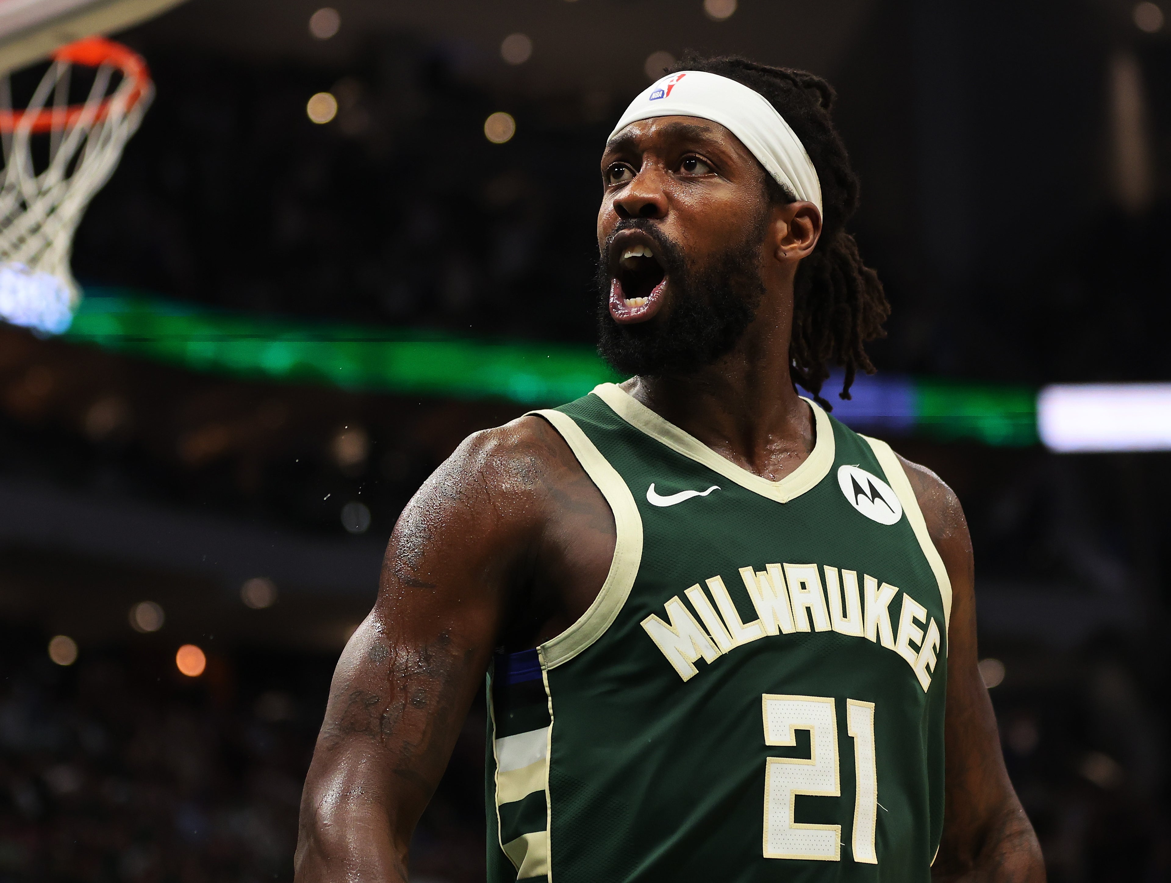Patrick Beverley Confronted Brandon Jennings On His Live Stream And Challenged Him To A Game Of 1-on-1 For $100k