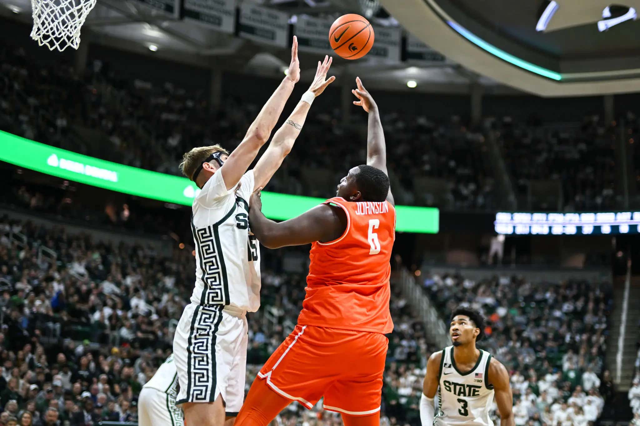 America's Newest Favorite Big Boy: College Hoops Fans Have Fallen In Love With Bowling Green's Marcus Johnson, Calling Him DJ Burns 2.0