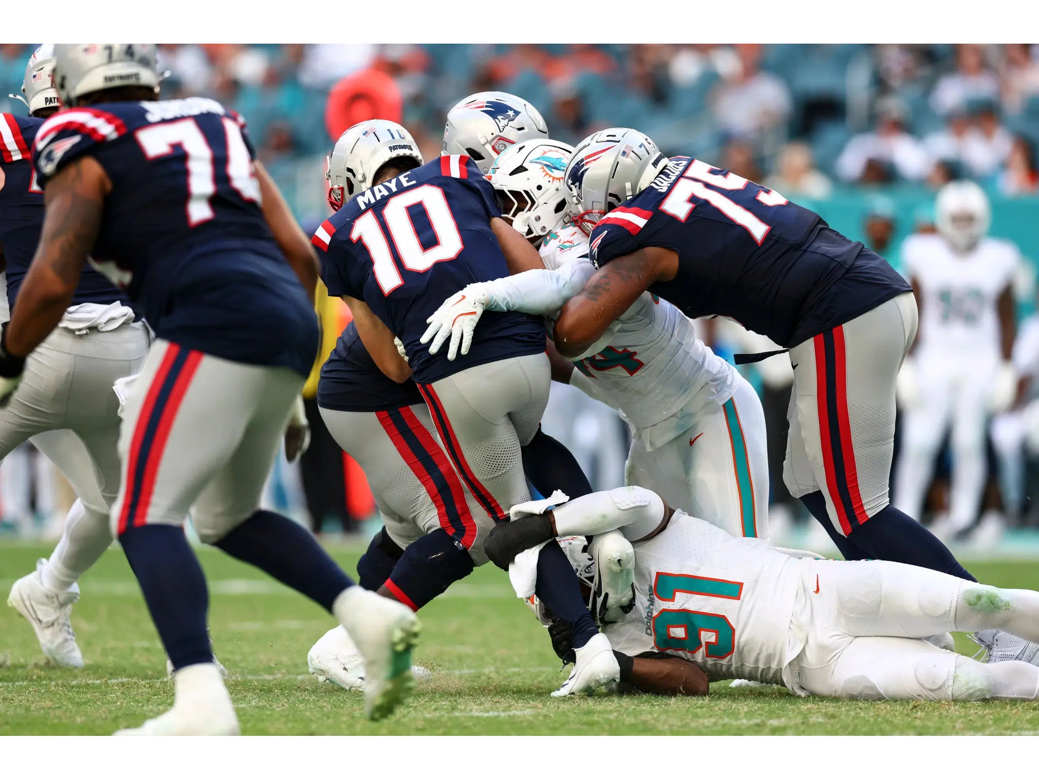 Knee Jerk Reactions to Week 12: Patriots vs. Dolphins