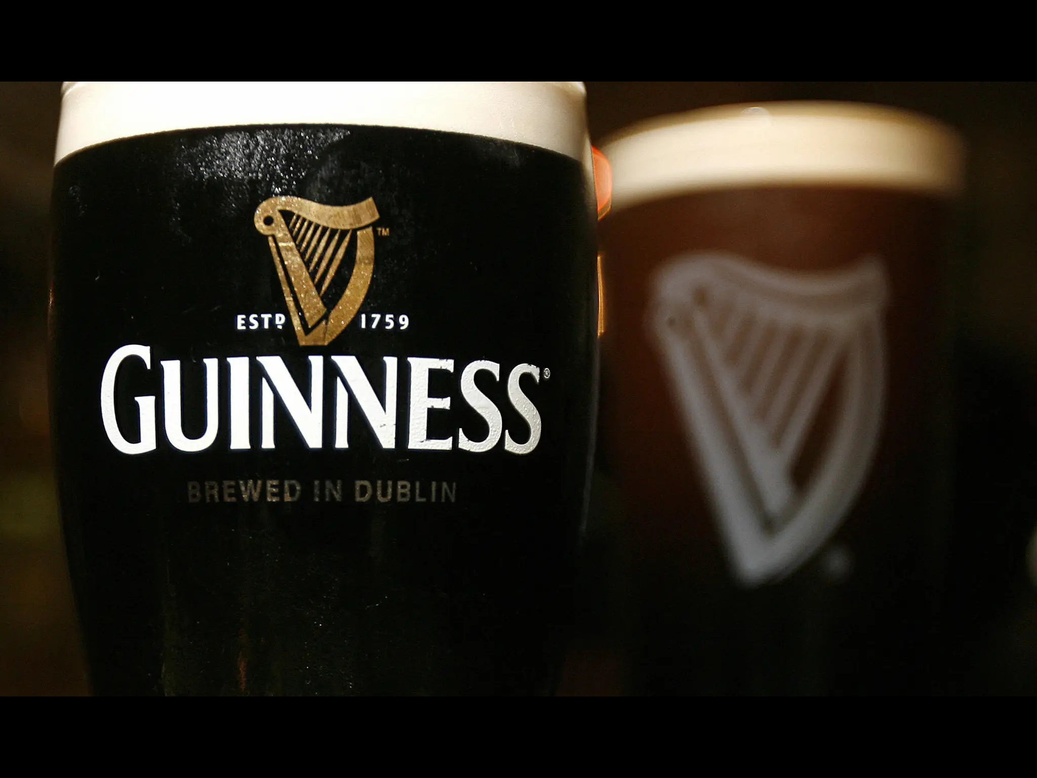 There Is Currently Crisis In Europe Due To A Guinness Beer Shortage, And Pubs In England Are Being Rationed, Fearing "It Could Cripple Them"