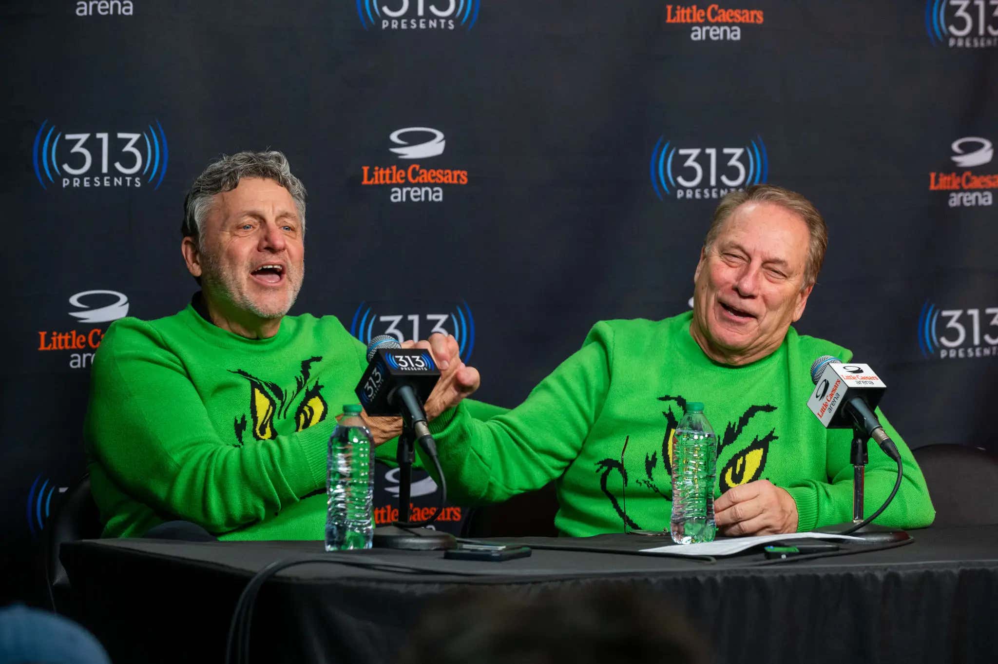 Coaches Being Dudes: Greg Kampe And Tom Izzo Wore Matching Grinch Sweaters, Crashed A Press Conference Just To Make Fun Of Each Other