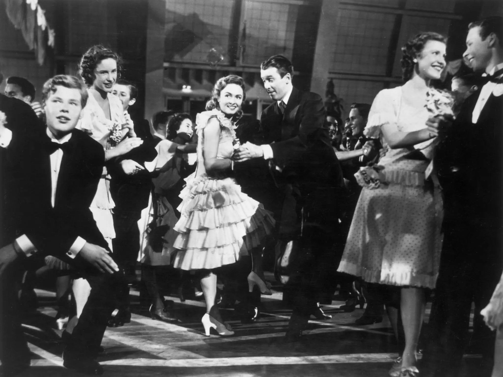 Amazon Prime's Edit of 'It's a Wonderful Life' is Nothing Less Than a Desecration of a Sacred Cultural Institution