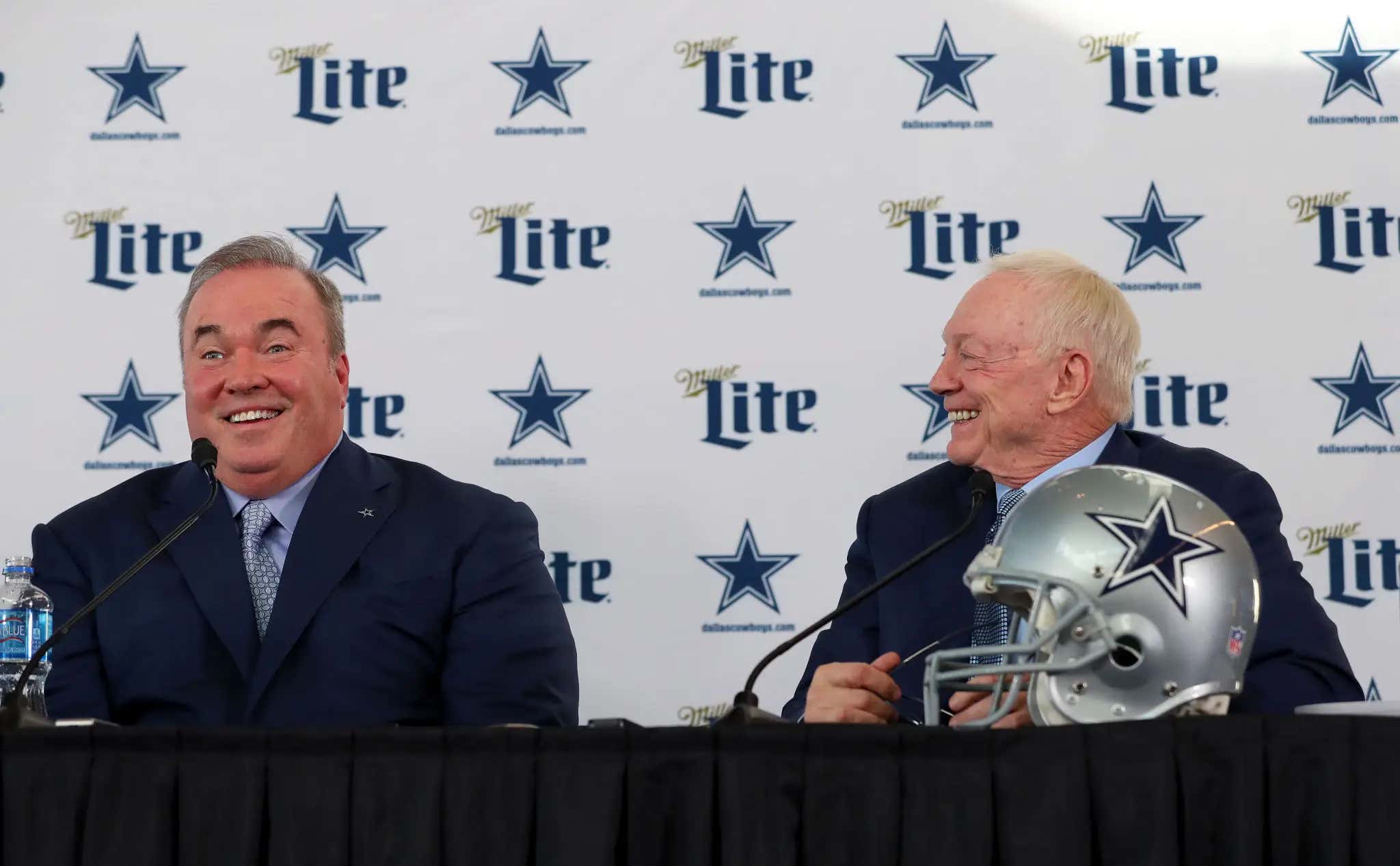 NOOOOOOOOOO: The Mike McCarthy Era Is Over In Dallas, Jerry Decides To 'Part Ways' Because They Couldn't Agree On Length Of Contract