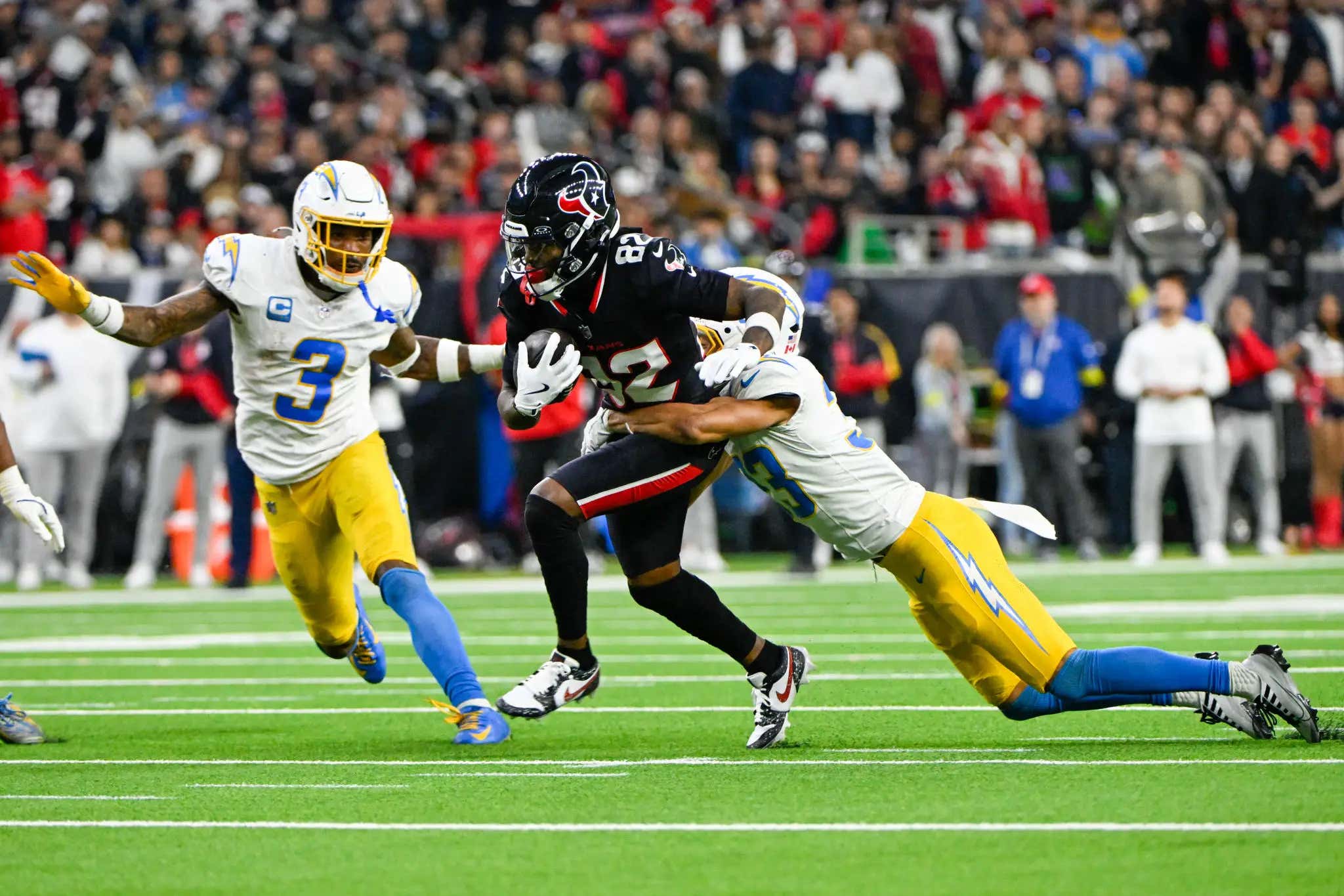 Team Guy: Diontae Johnson Reportedly Threw A Fit In The Locker Room About His Role After The Texans Playoff Win, Waived 3 Days Later