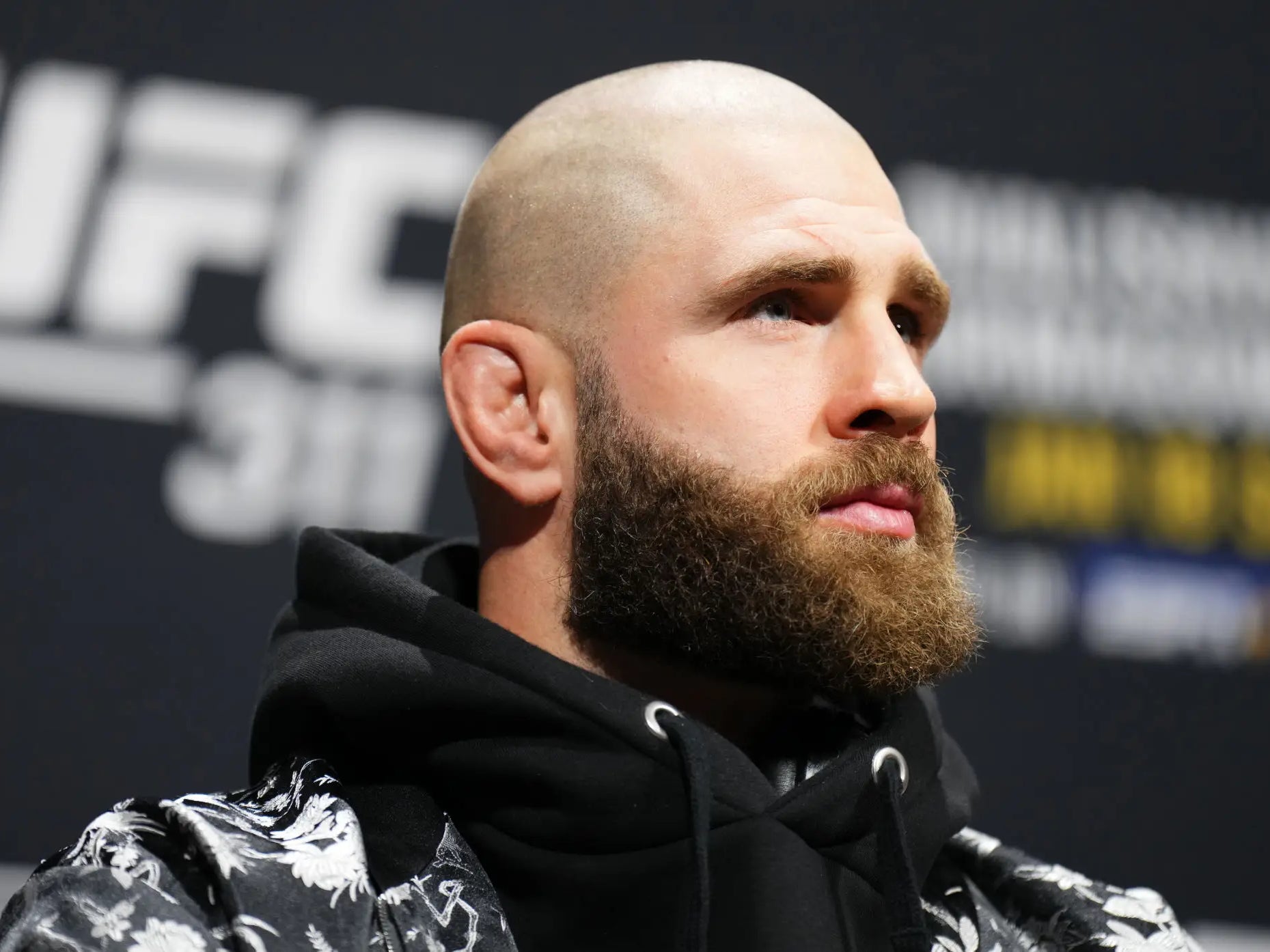 UFC Light Heavyweight Jiri Prochazka Shaved His Head In Solidarity With A Fan Battling Cancer And Flew Her Out To The Fights This Weekend