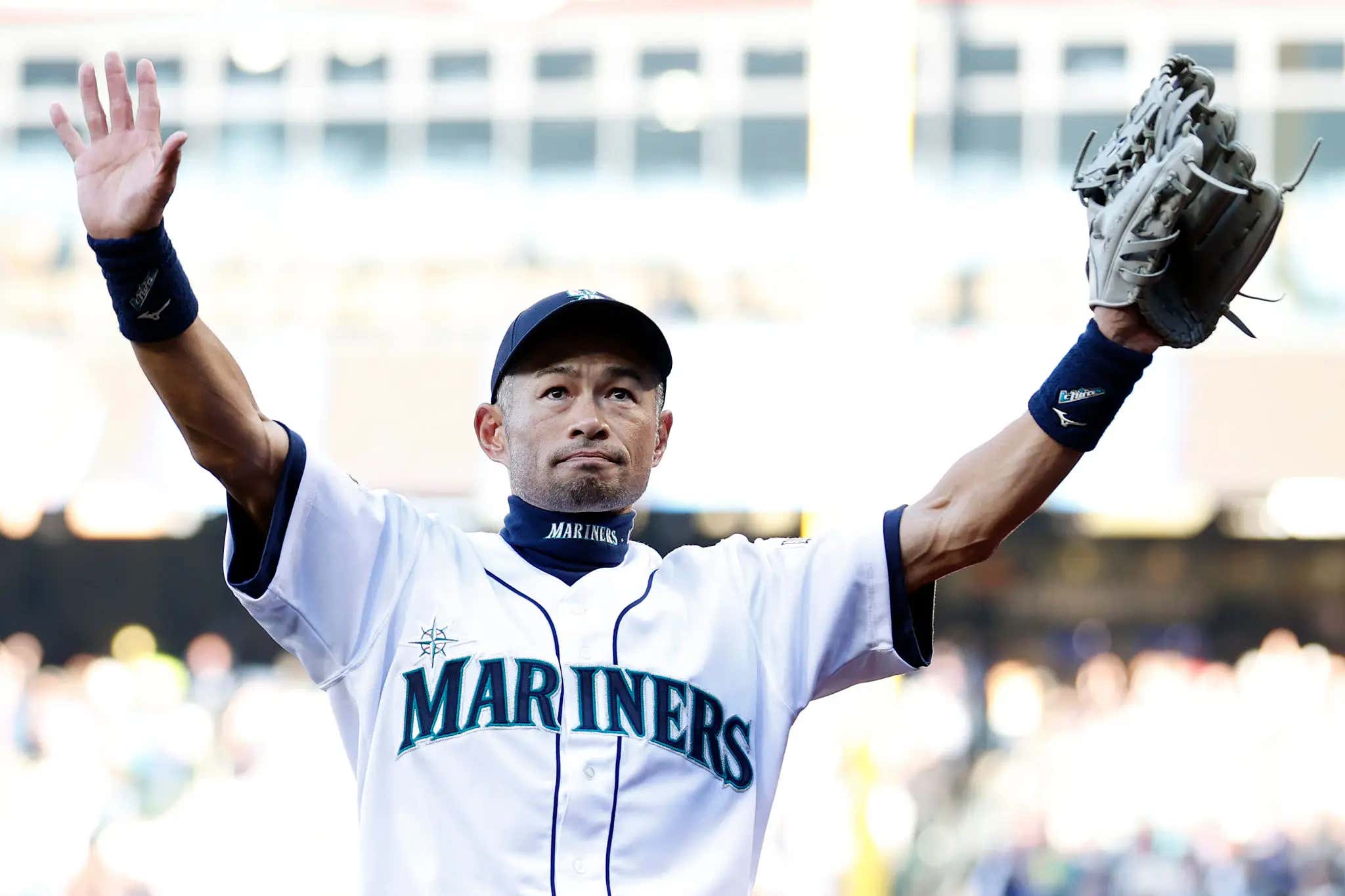 We Need To Start Tarring And Feathering Baseball Writers Who Submit Unexplainable HOF Ballots, Starting With The Guy Who Didn't Vote For Ichiro