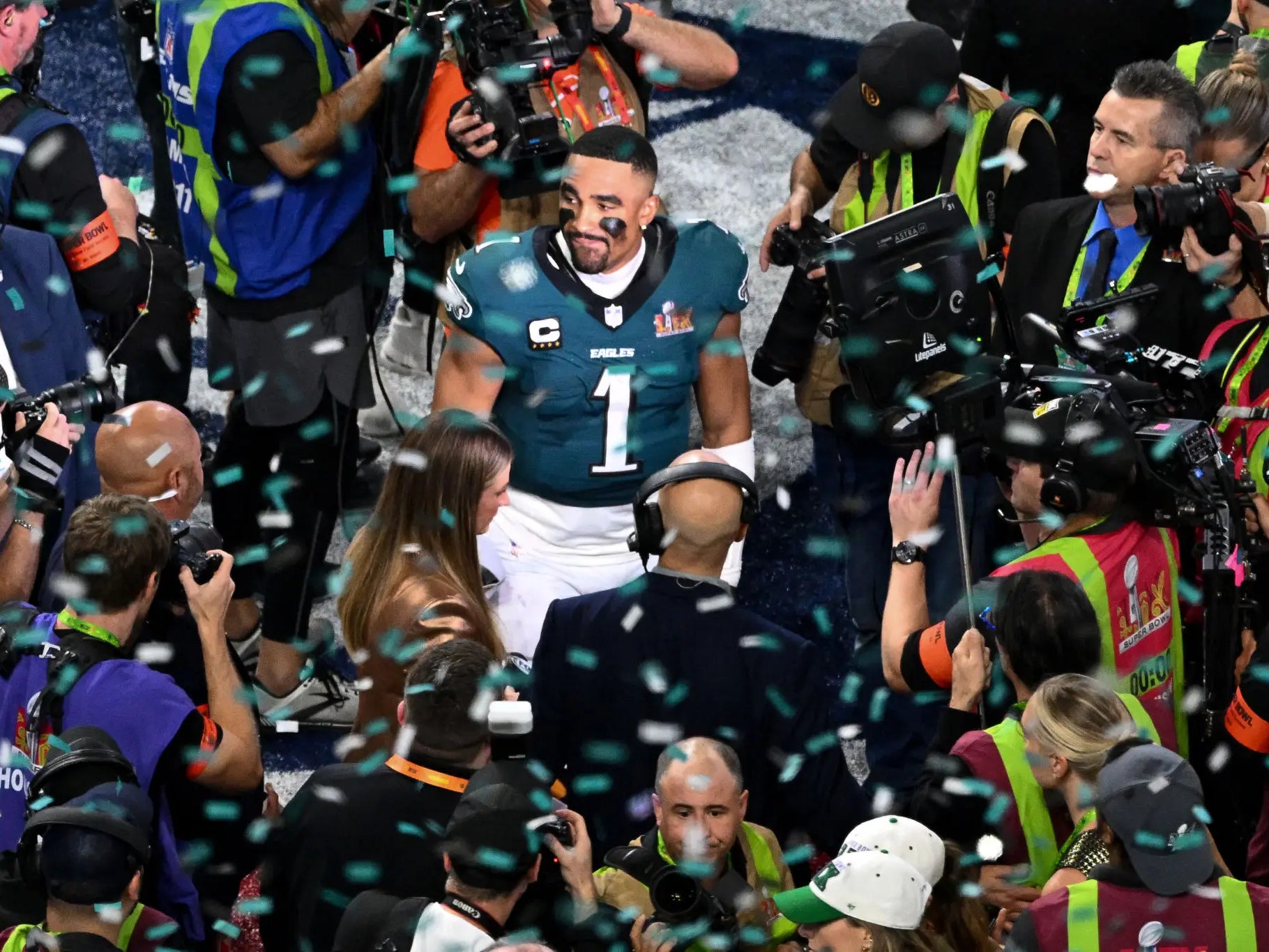 GREATNESS OF OTHERS: THE PHILADELPHIA EAGLES CEMENT THEIR LEGACY AS SUPER BOWL CHAMPIONS, COMPLETELY EMASCULATE THE CHIEFS DYNASTY