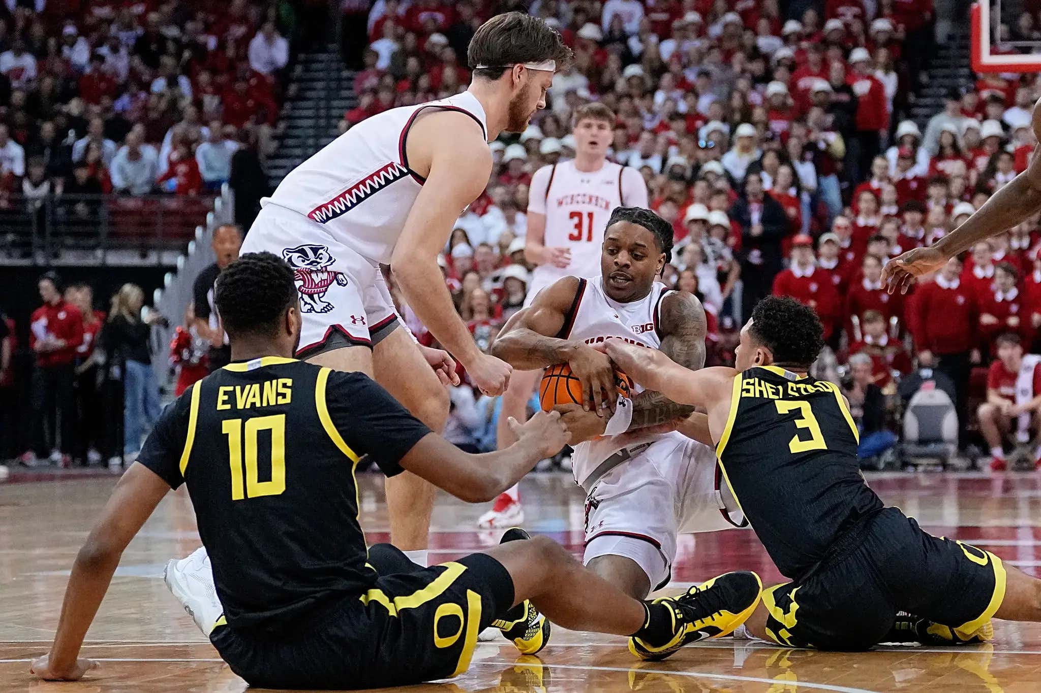 Disgusting: Wisconsin With One Of The Worst Choke Jobs In College Hoops This Year