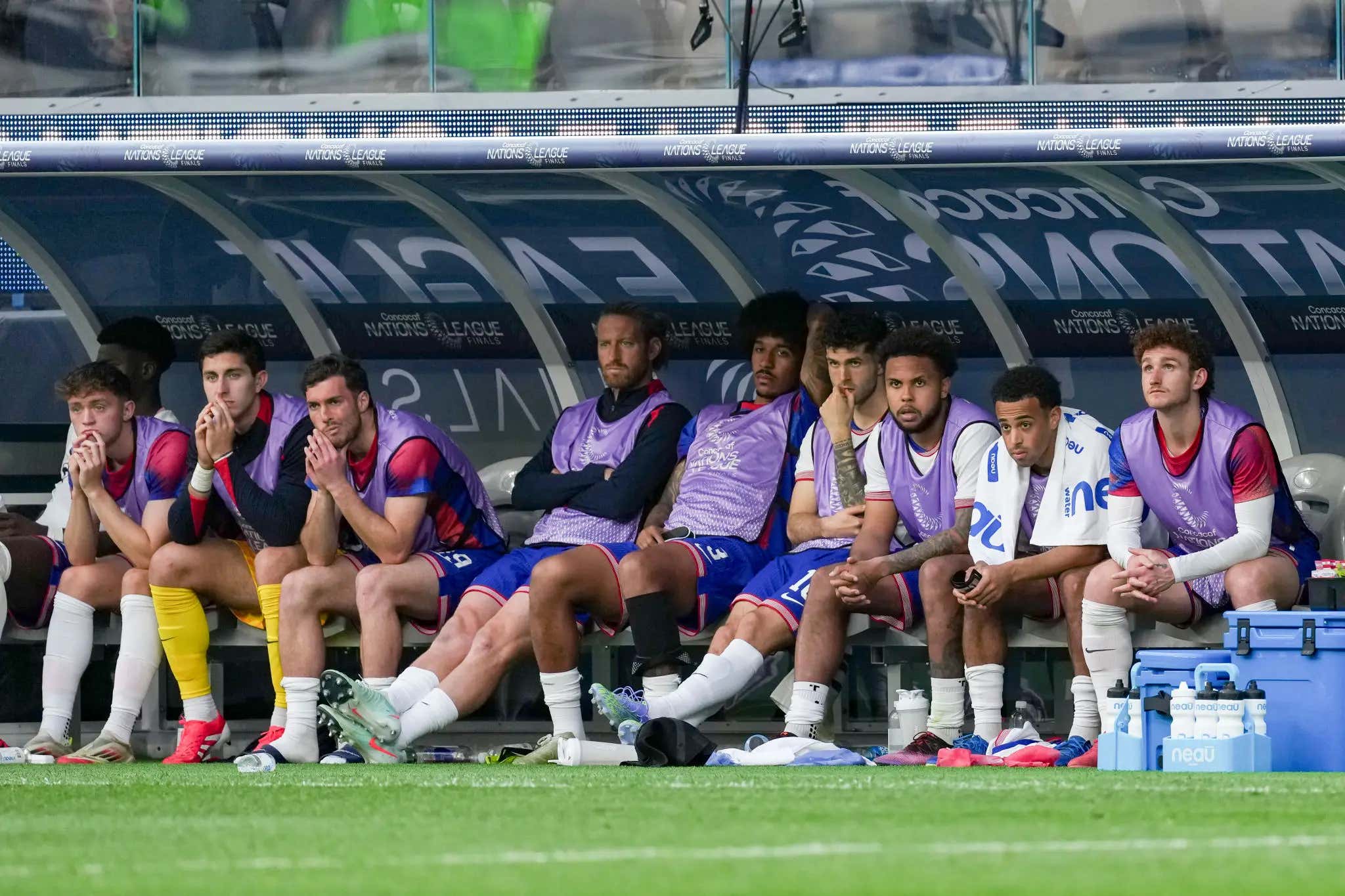 Good Times: USMNT Embarrasses Itself At Nations League, Players Immediately Get Called Out By Landon Donovan For Not Giving A Shit