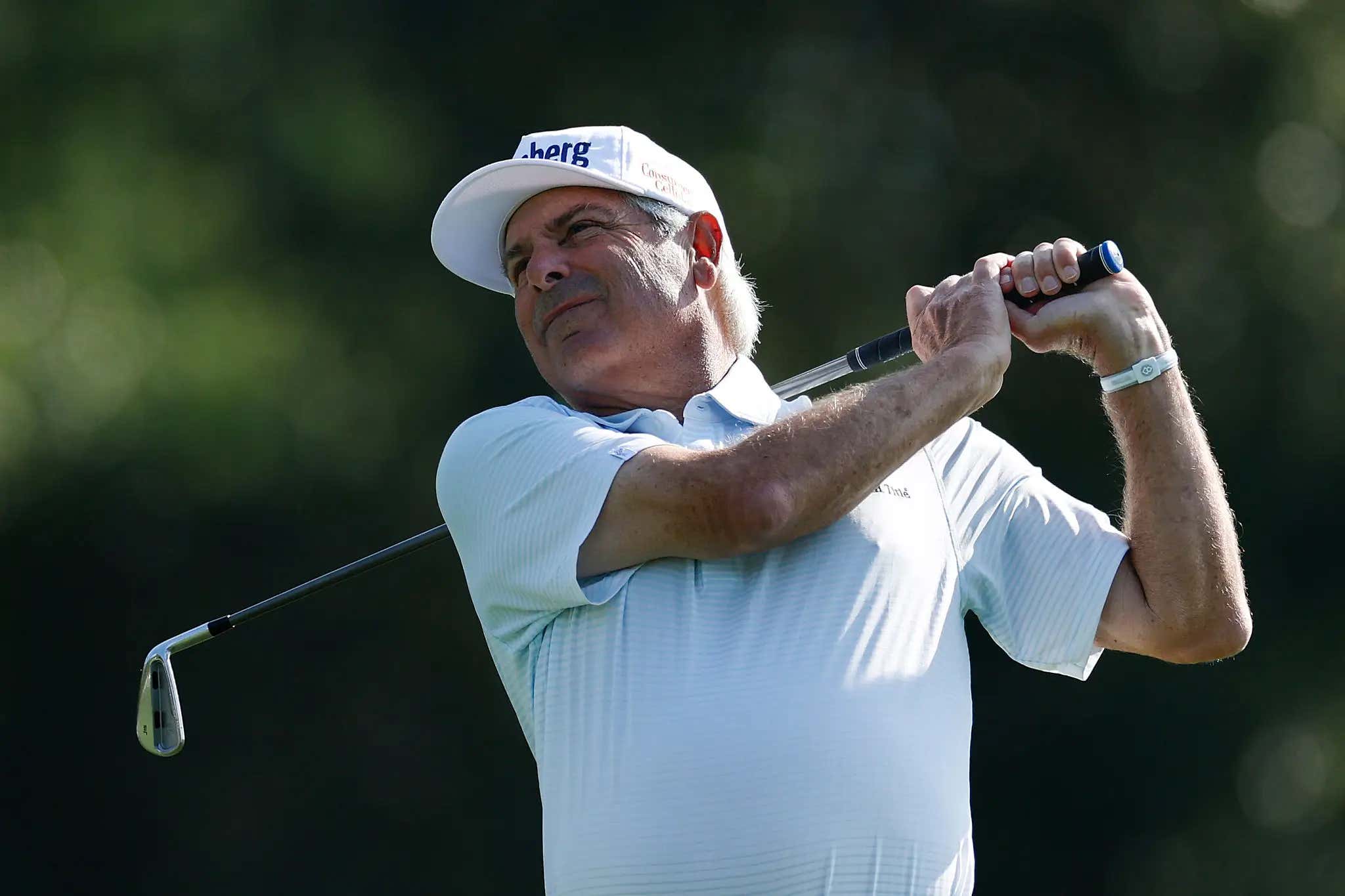 Turn Back The Clock: Fred Couples Holes Out From 191 For Eagle, Gets To -1 And Starts Smooching His Club As A Thank You