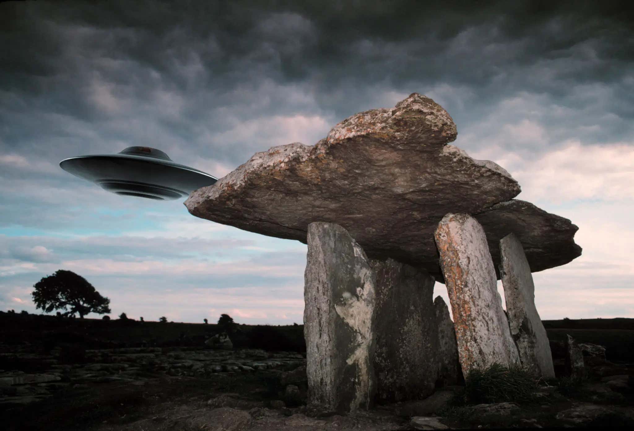 A Declassified CIA Briefing Claims Russian Soldiers Were Turned To Stone By Aliens After They Shot Down Their UFO In 1990