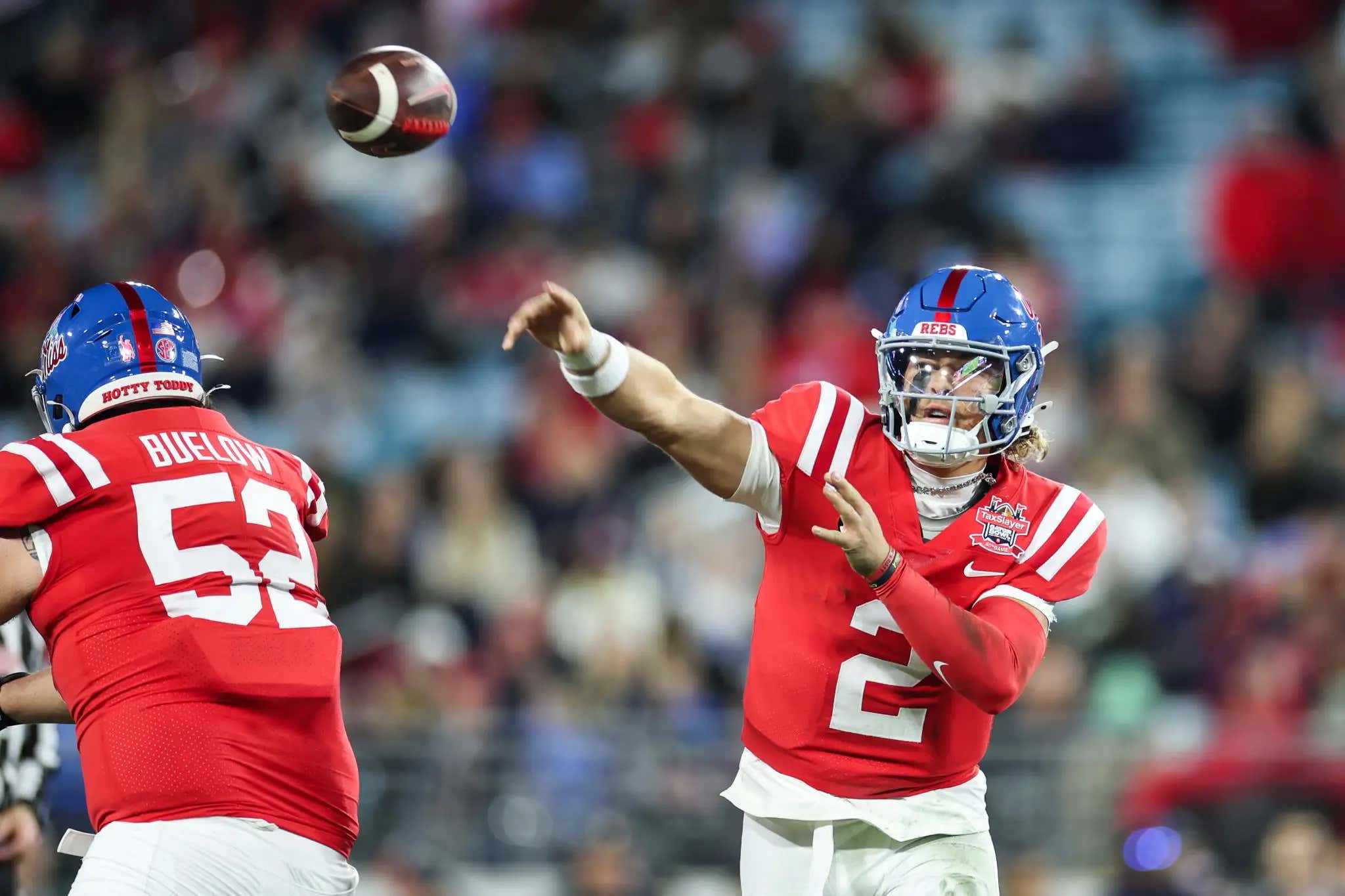Dual Threat Athlete: Jaxson Dart Is The QB Of The Future For The Giants, Also Crushes His Driver On The Range (Two-Time Record Holder)