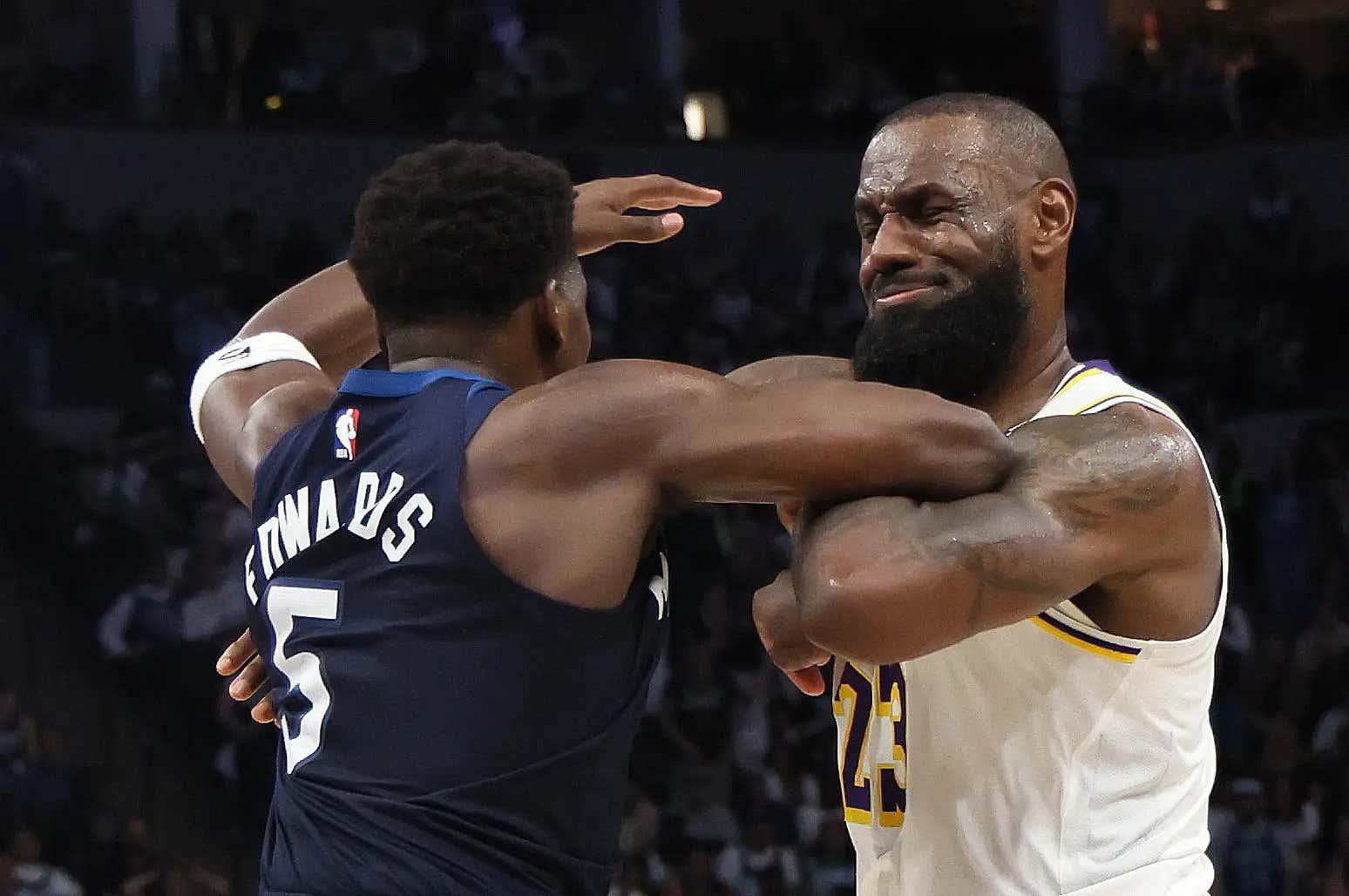 Anthony Edwards Bullied The Shit Out Of Lebron Today, Dominating Him Physically and Mentally