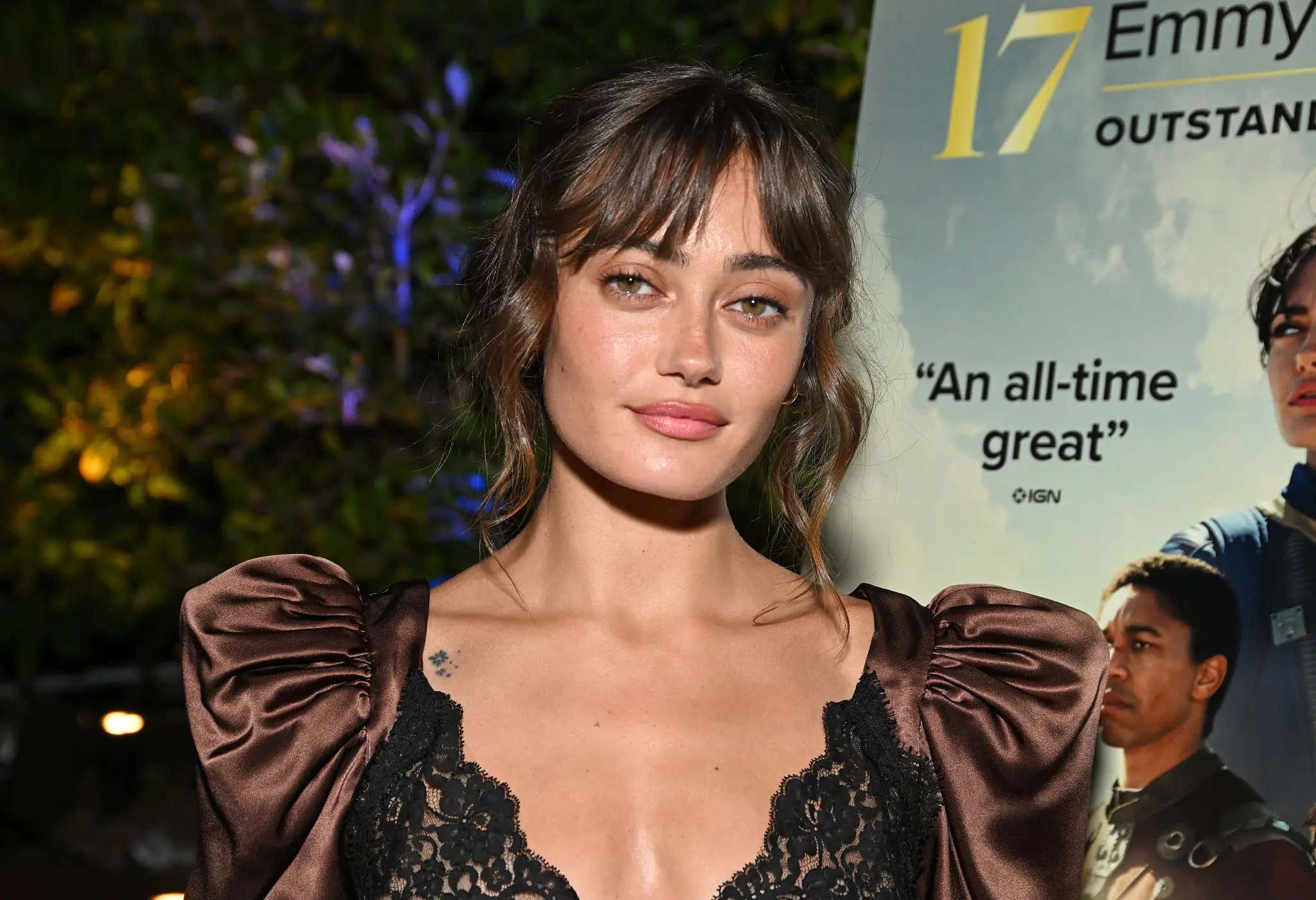 Ella Purnell & Her Stagecoach Outfit Deserve Way More Attention, So Let's Fix That ASAP