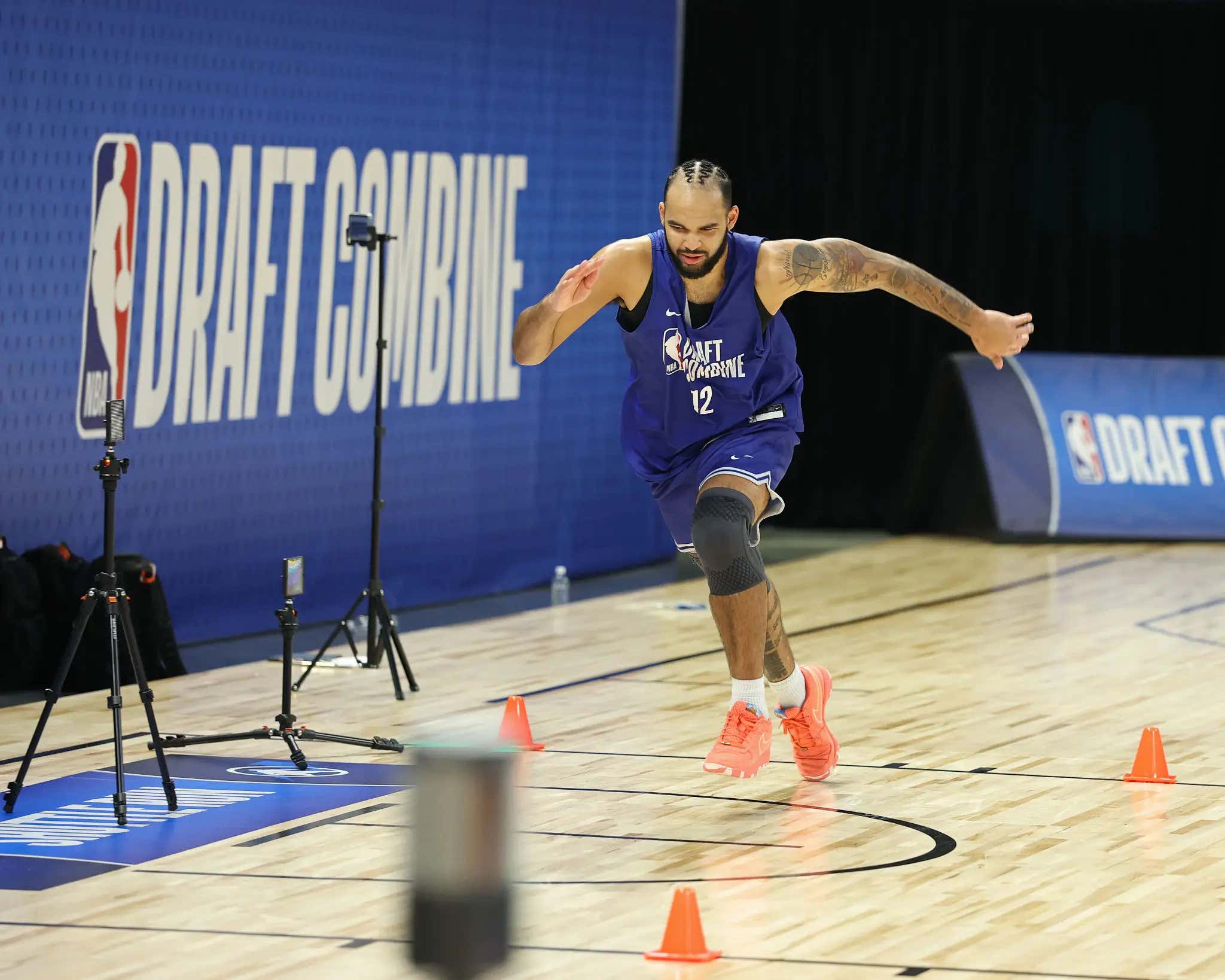 'Learn Chinese' - Duolingo Came From The Goddamn Clouds To Mock Johni Broome's Draft Combine, Basically Said He's Not Going To Play In The NBA