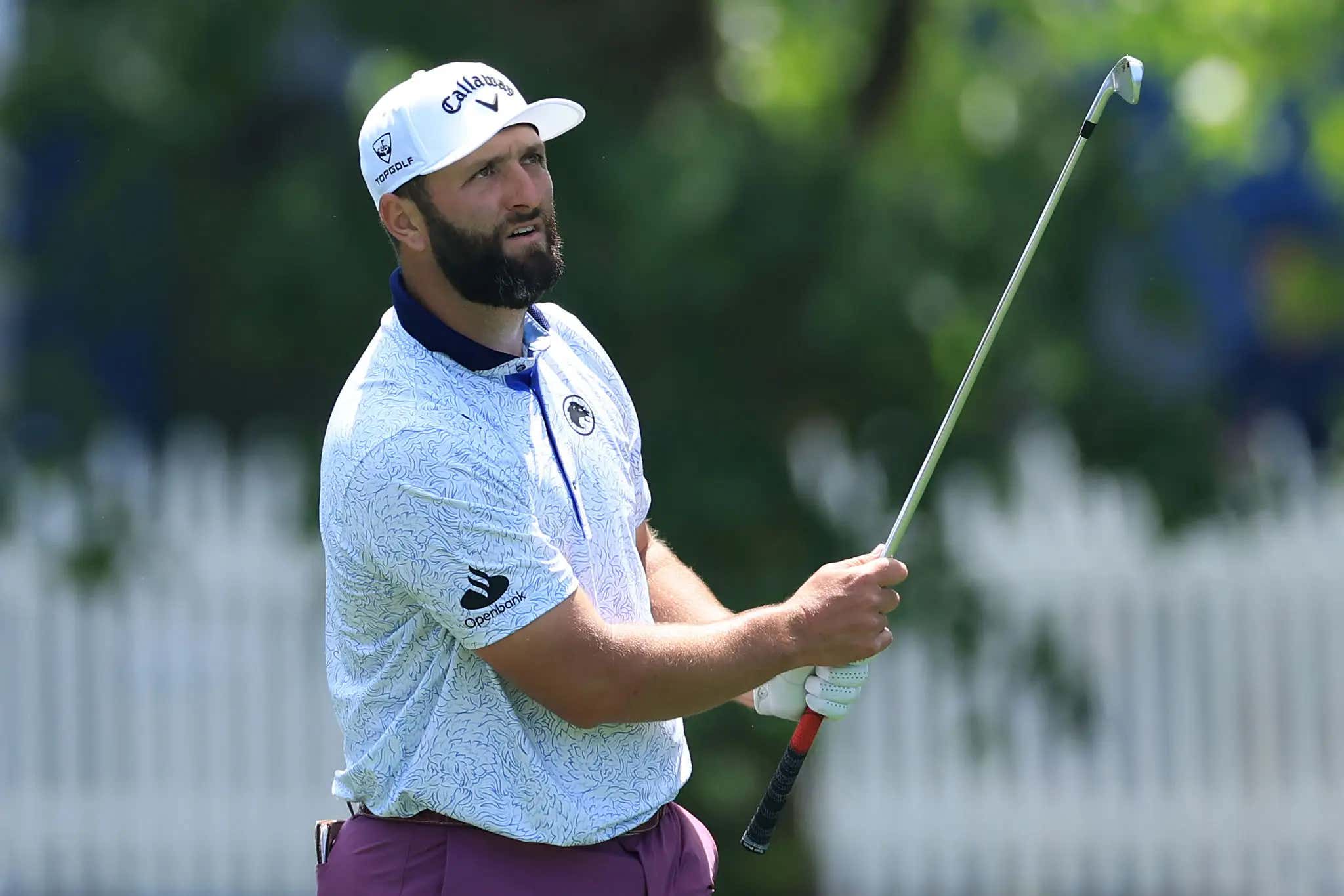 Toughest Man In The World: Jon Rahm Smoked A Guy With A Shot, Dude Doesn't Spill His Drink And Shakes It Off Like Nothing