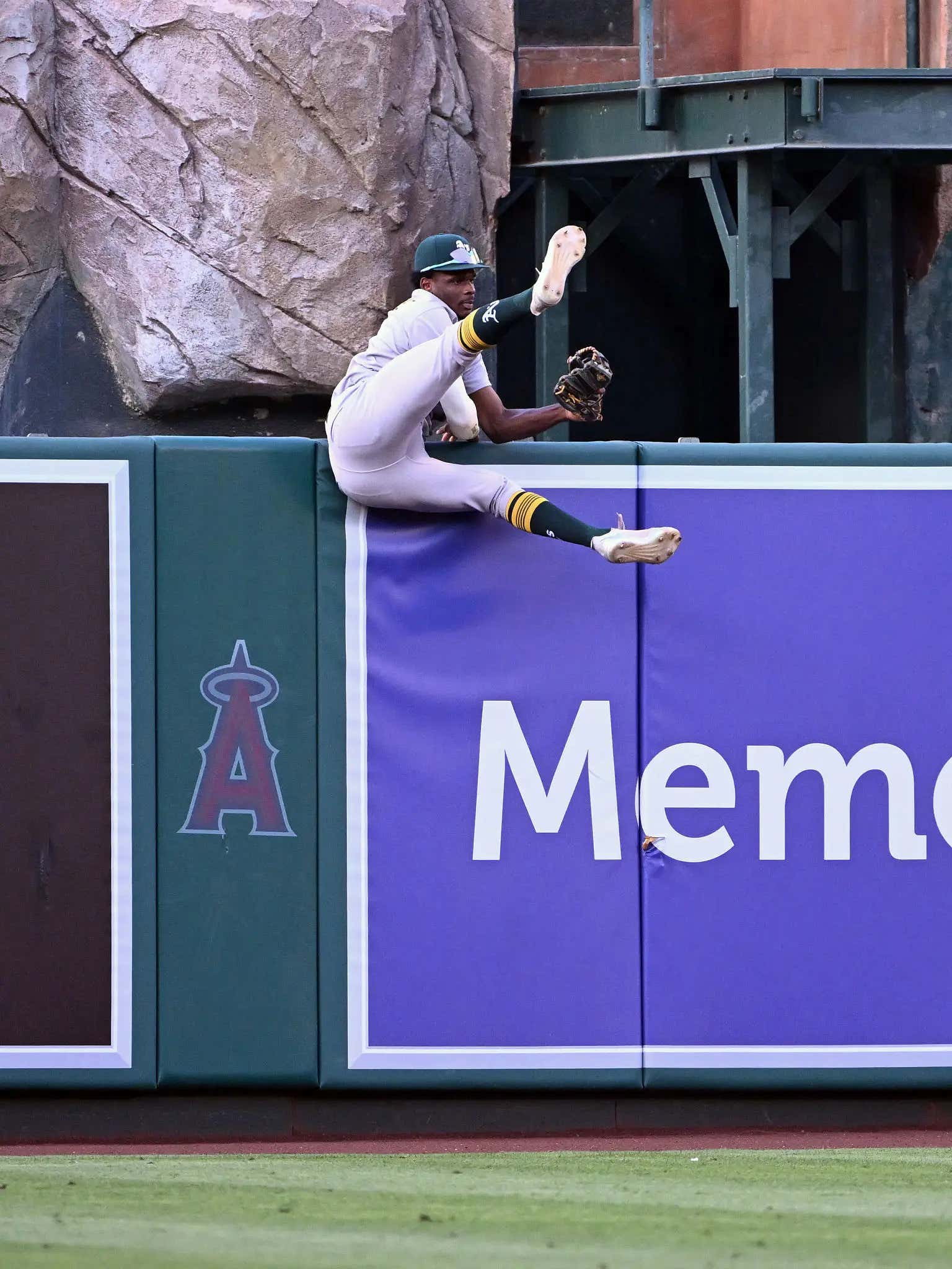 Denzel Clarke Of The Athletics Just Made By Far The Best Catch You'll See This Year