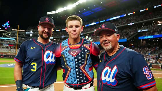 What A Night For Cal Raleigh - Advancing A Round Because Of A Few Inches, Home Run Robberies Against Your Opponent In The Finals, And Your Dad Being Your Home Run Derby Pitcher While Winning It All