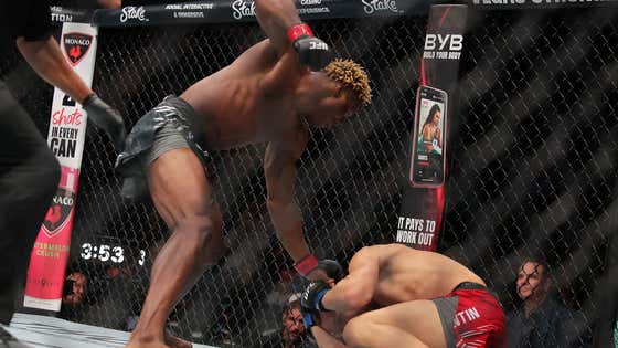 UFC 318 Got Off To An Insane Start With Six Straight Finishes (Five In The First Round!)